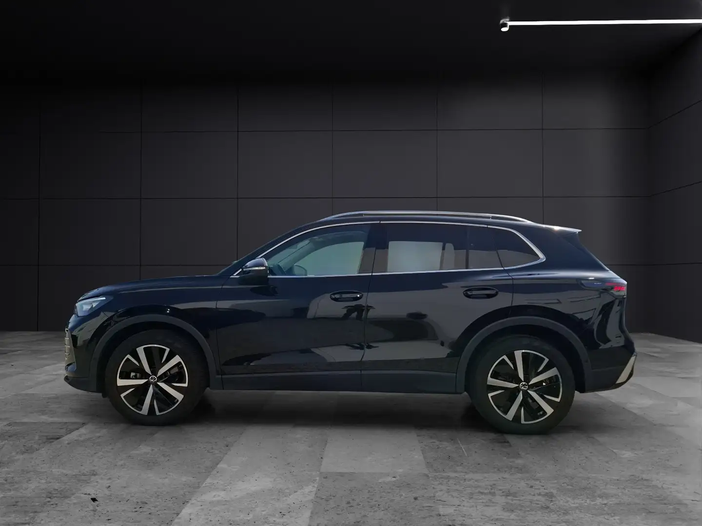 Volkswagen Tiguan TDI Elegance DSG Matrix STH AHK Navi Pano HUD A... Schwarz - 2