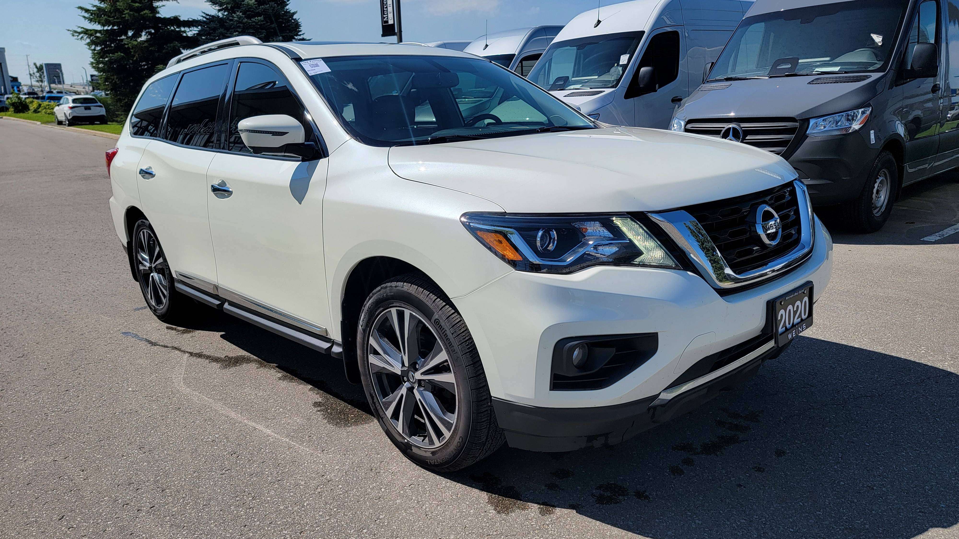 2020 Nissan Pathfinder 4x4 Platinum — снимка 1