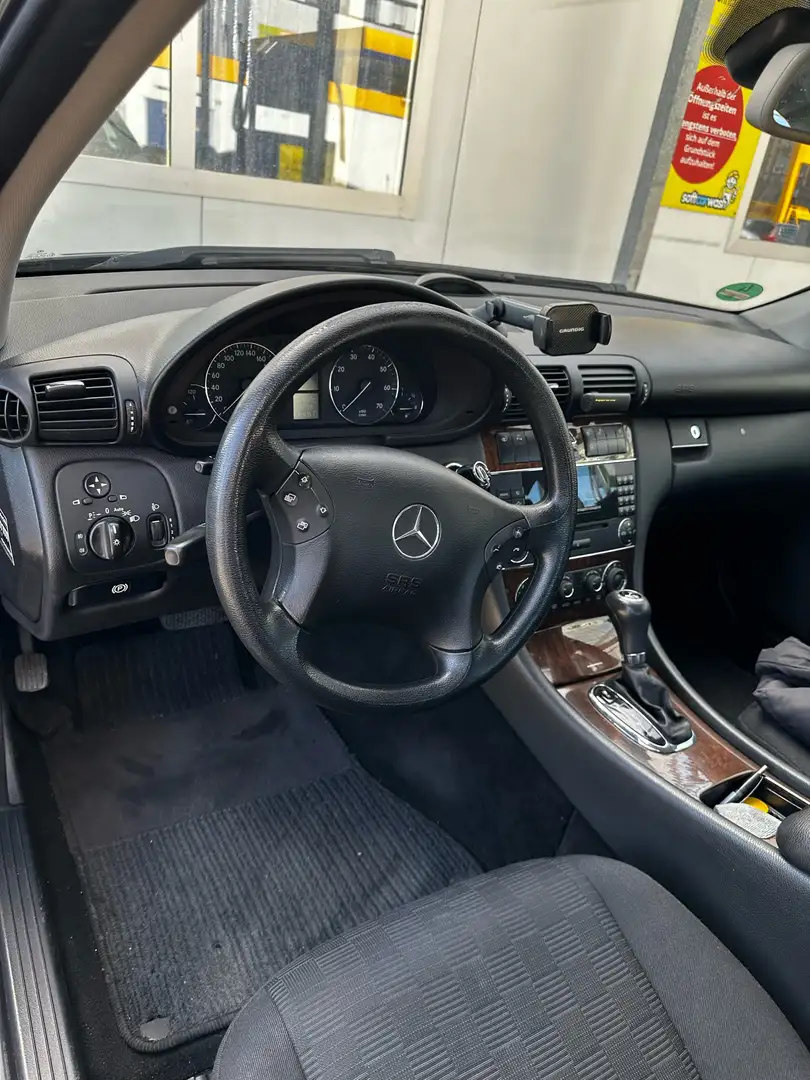 Mercedes-Benz C 180 Kompressor Automatik Classic Negru - 2