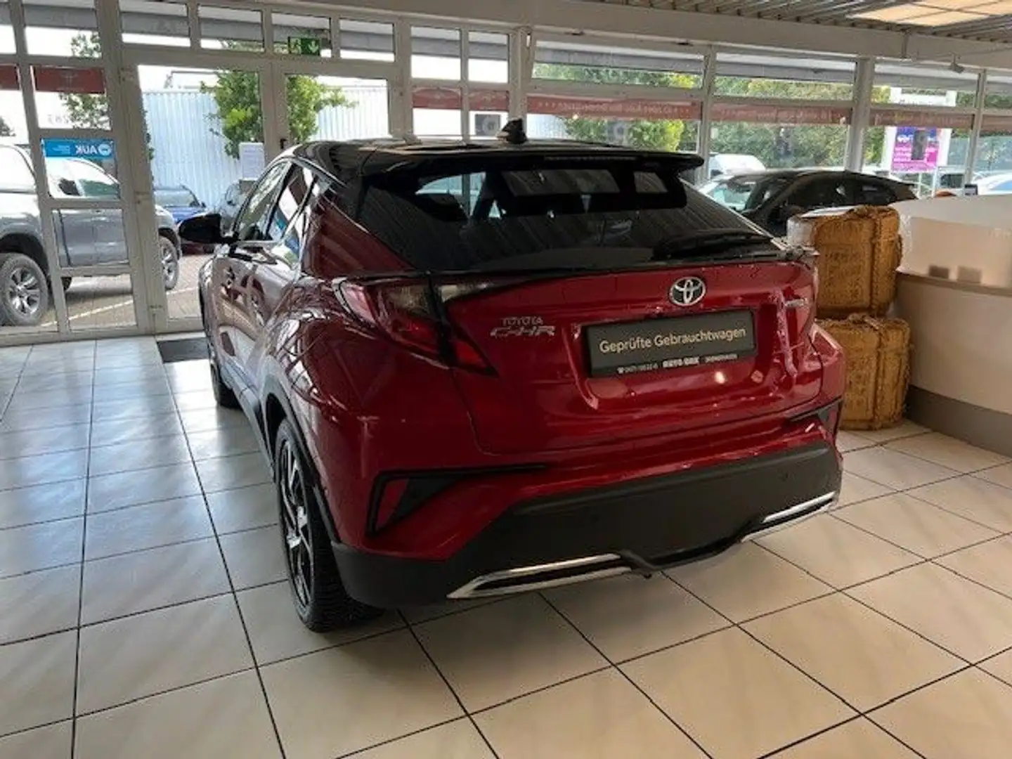 Toyota C-HR 2,0 Hybrid Team D Rot - 2