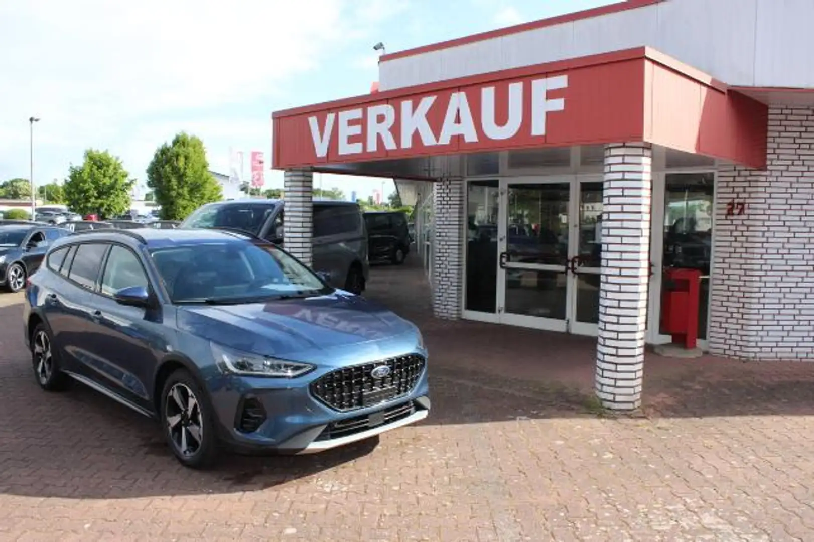 Ford Focus Active X Turnier Automatik AHK / TWA / GJR / FGS 5 Bleu - 1