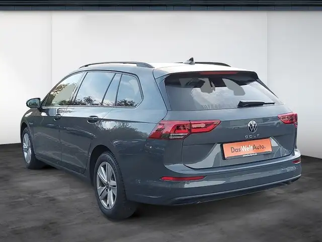 Volkswagen Golf view 4