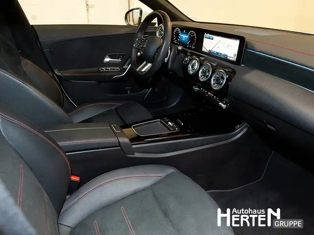 Mercedes-Benz CLA view 6