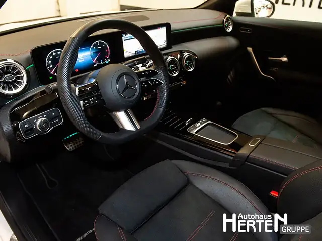 Mercedes-Benz CLA view 8