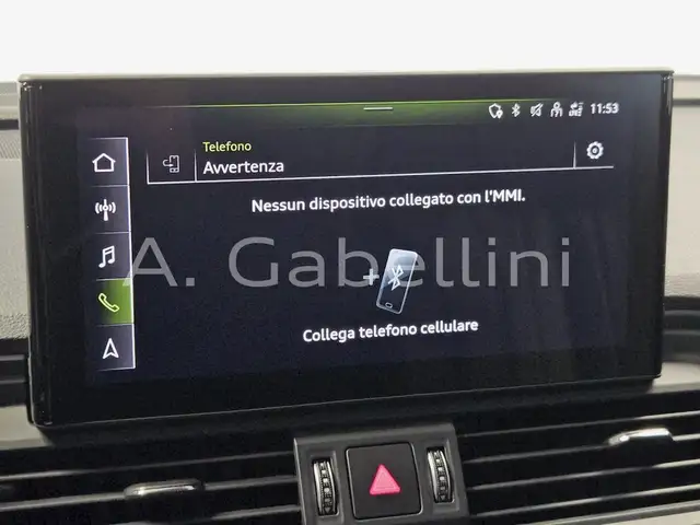 Audi Q5 view 13