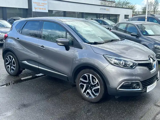 Renault Captur view 2