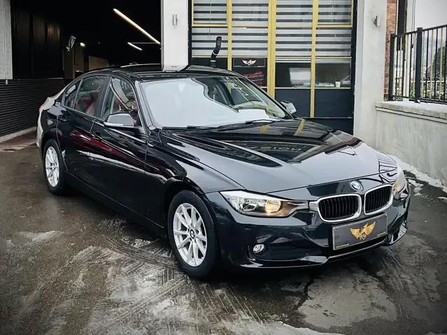 BMW 316 BMW 316d Berline | Historique Complet | Prêt Immat