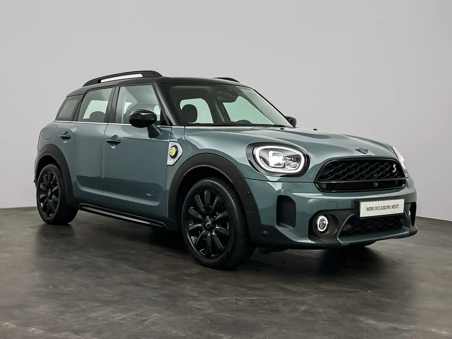 MINI Cooper S Countryman Mini 1.5 E ALL4 Classic | Elektrisch verwarmde voo Groen - 2