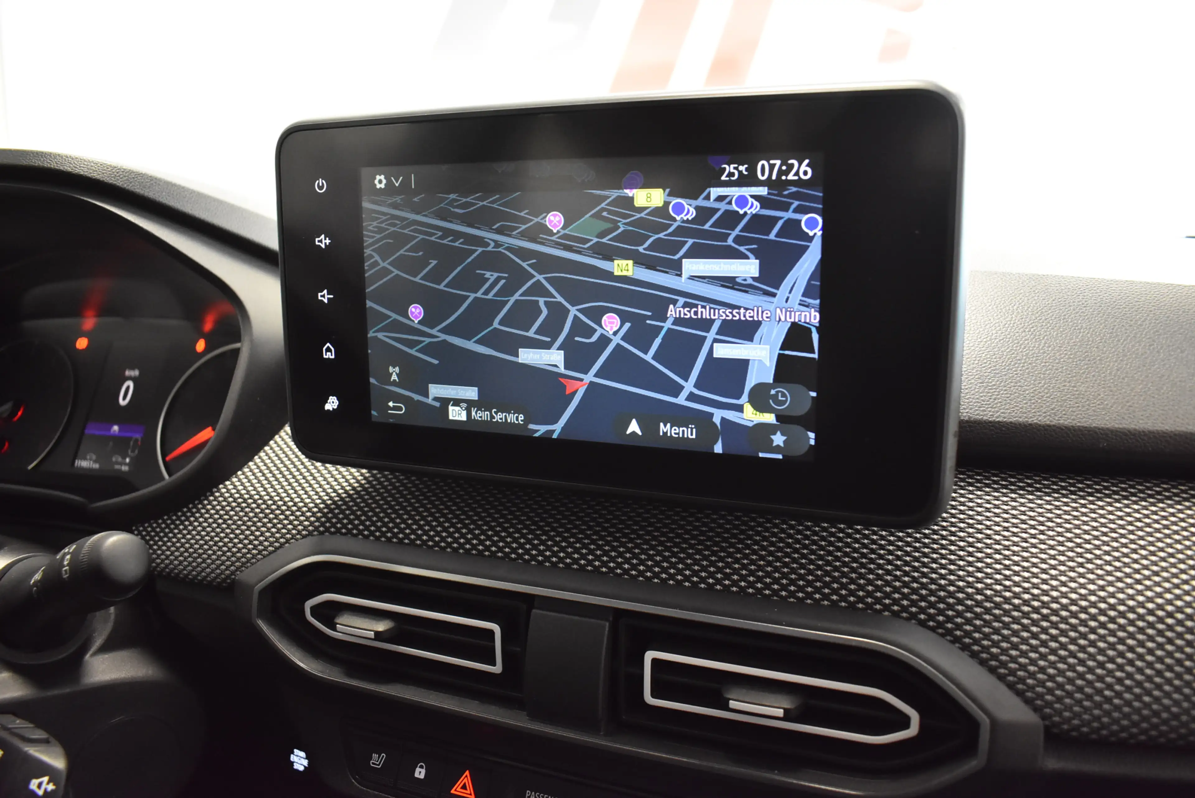 Dacia Jogger Extreme Navi LED Kamera Temp AHK 1-Hand — photo 8