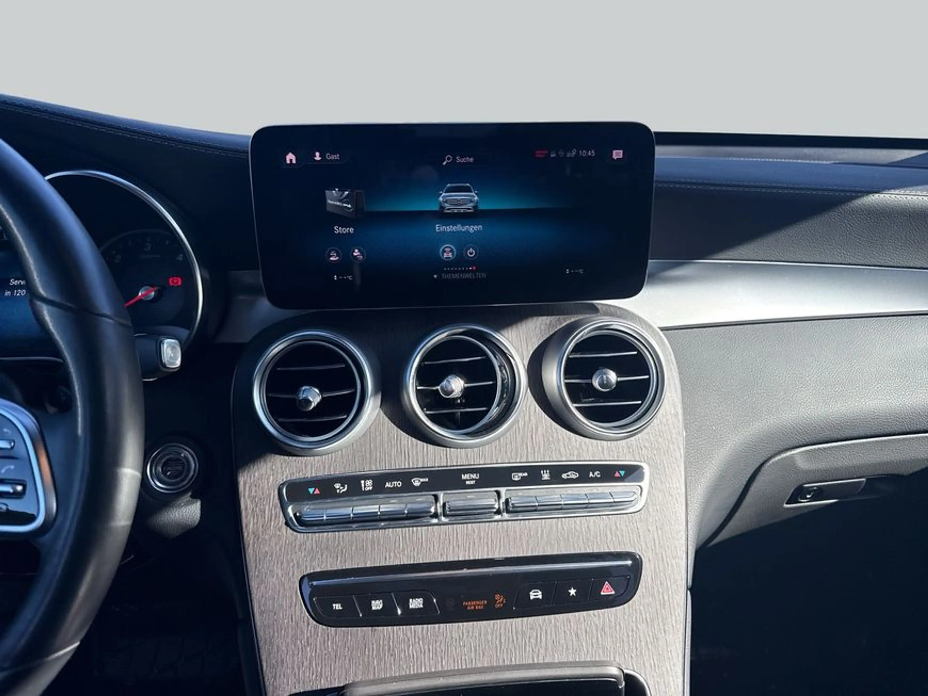 Mercedes-Benz GLC 300 GLC — photo 15