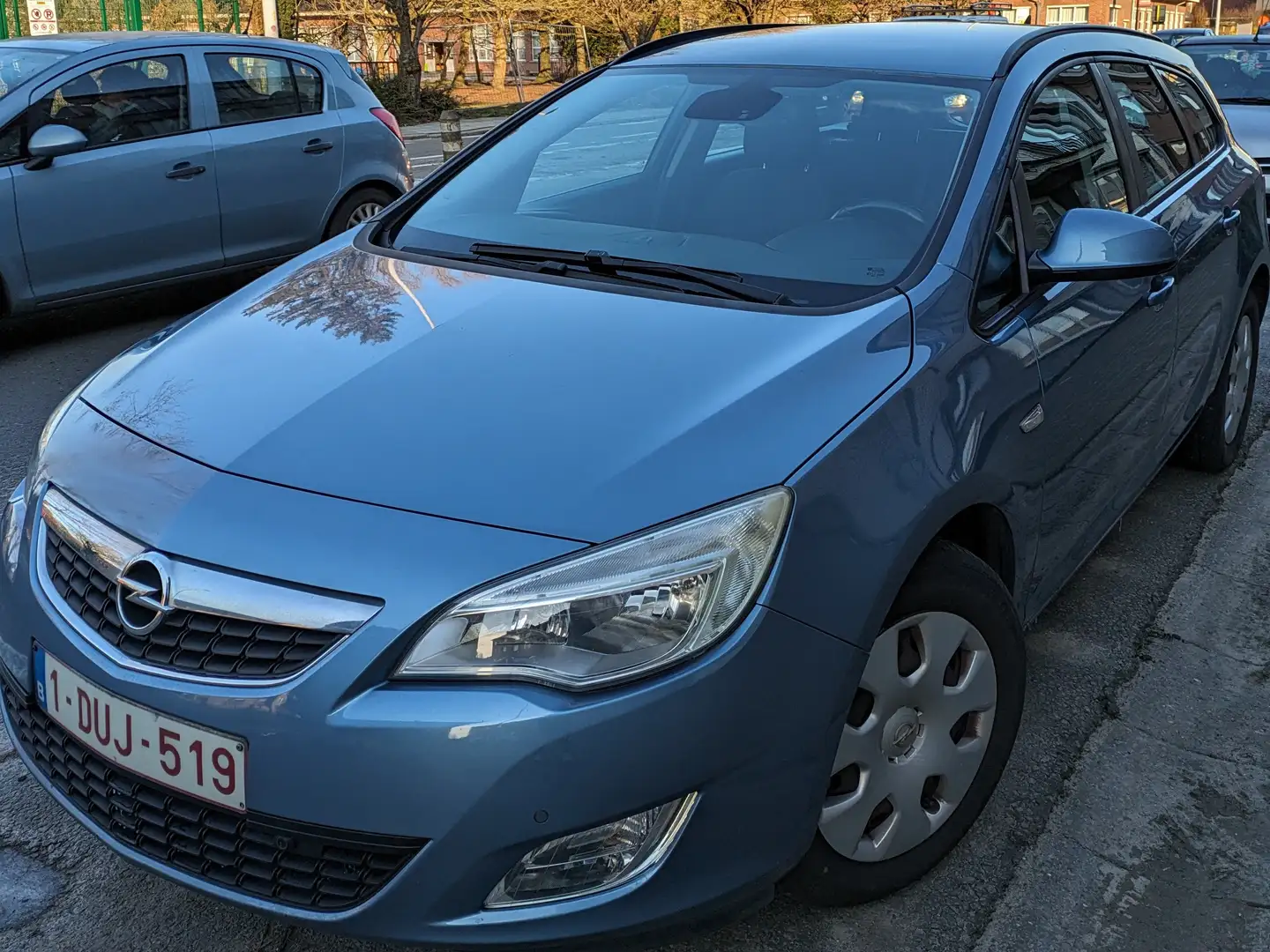 Opel Astra 1.3 CDTi ecoFLEX Sport Start/Stop DPF Bleu - 1
