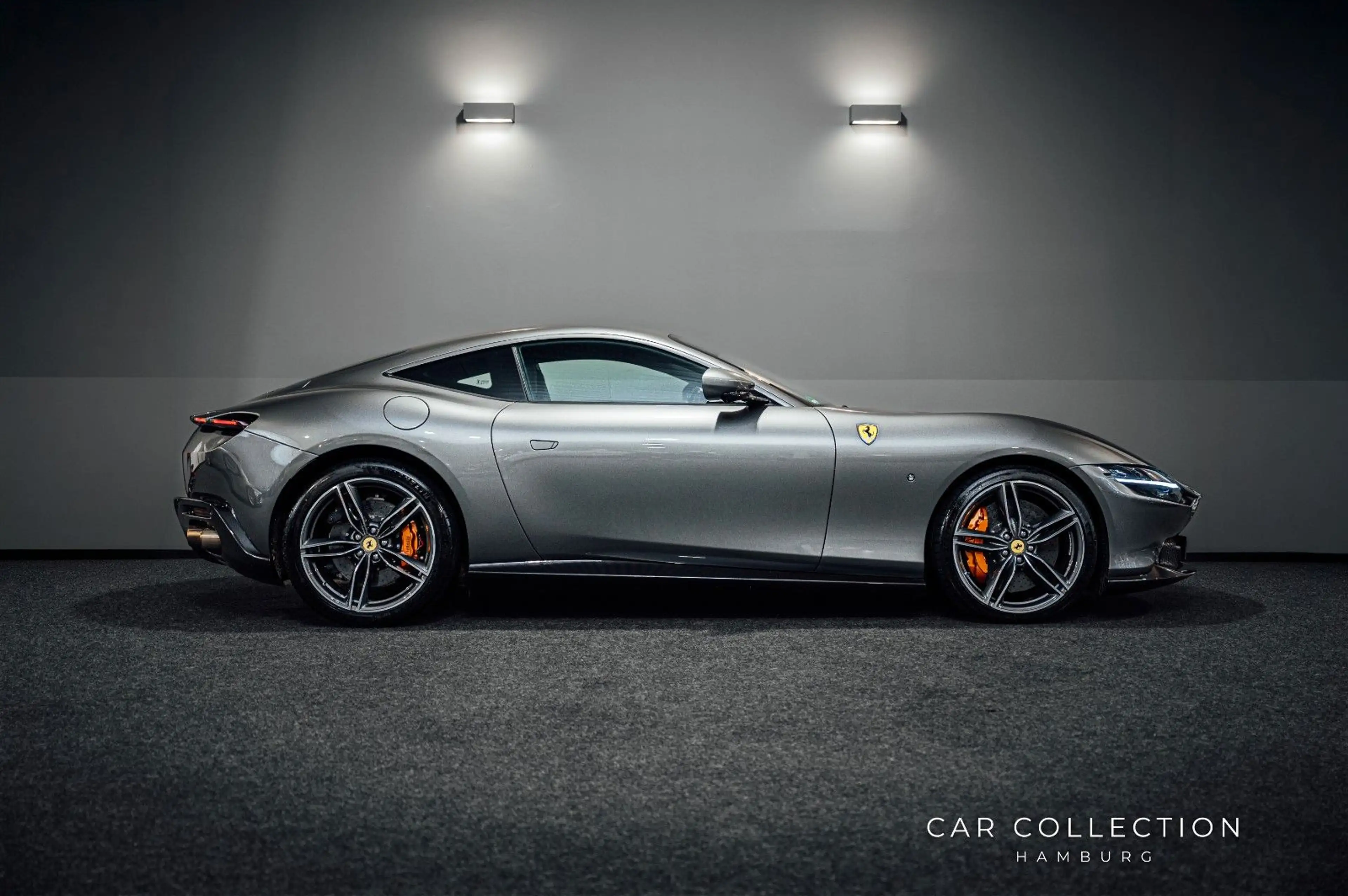 Ferrari Roma | FullCarbon | PassDisplay | 360 | Matrix — photo 4