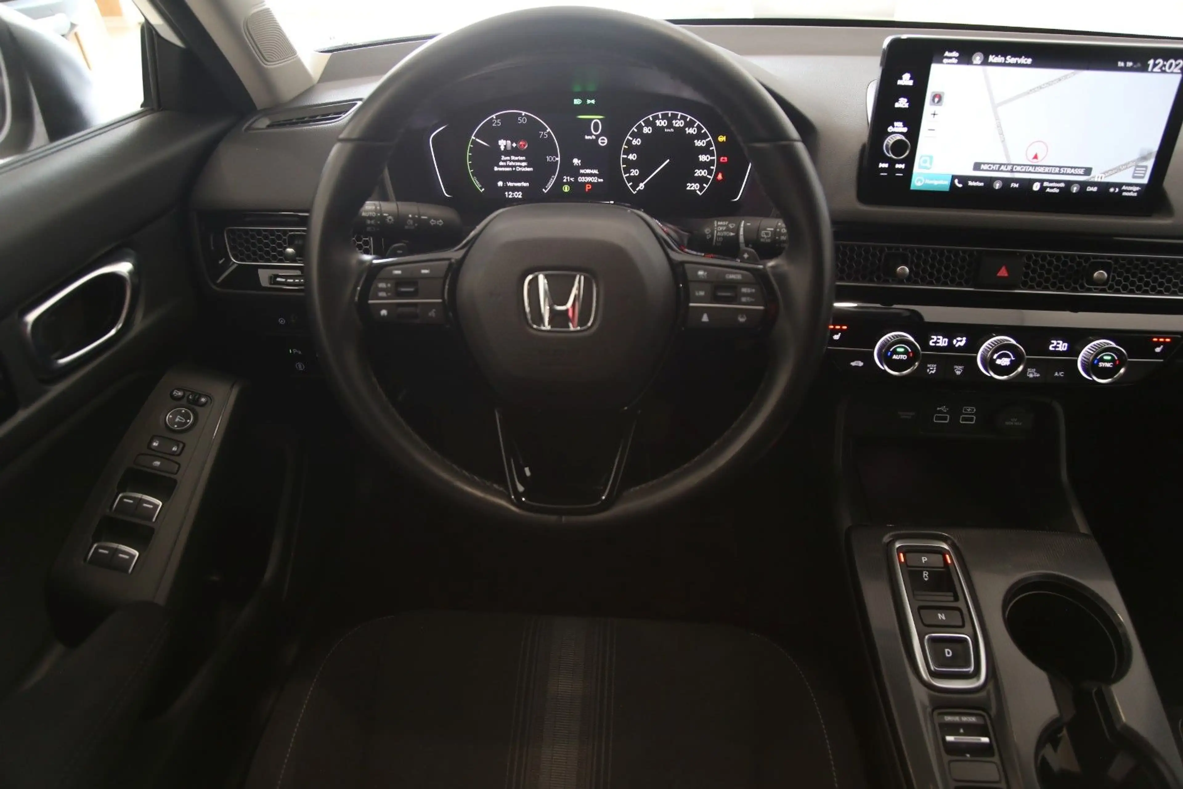 Honda Civic Lim. 5-trg. e:HEV Elegance RFK SHZ DAB — photo 10