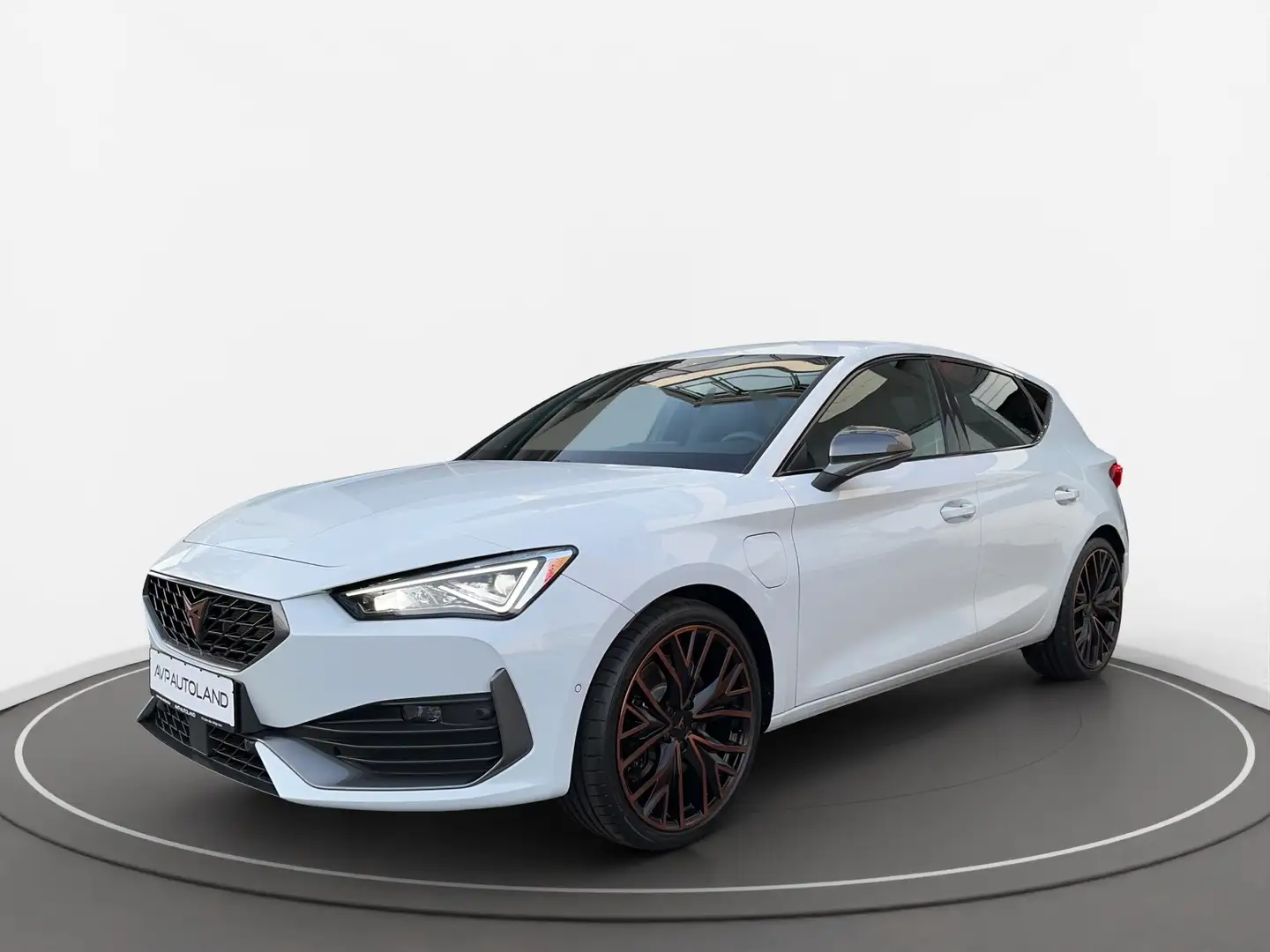 CUPRA Leon 1.4 e-Hybrid DSG VZ | NAVI | ACC | LED | Weiß - 2
