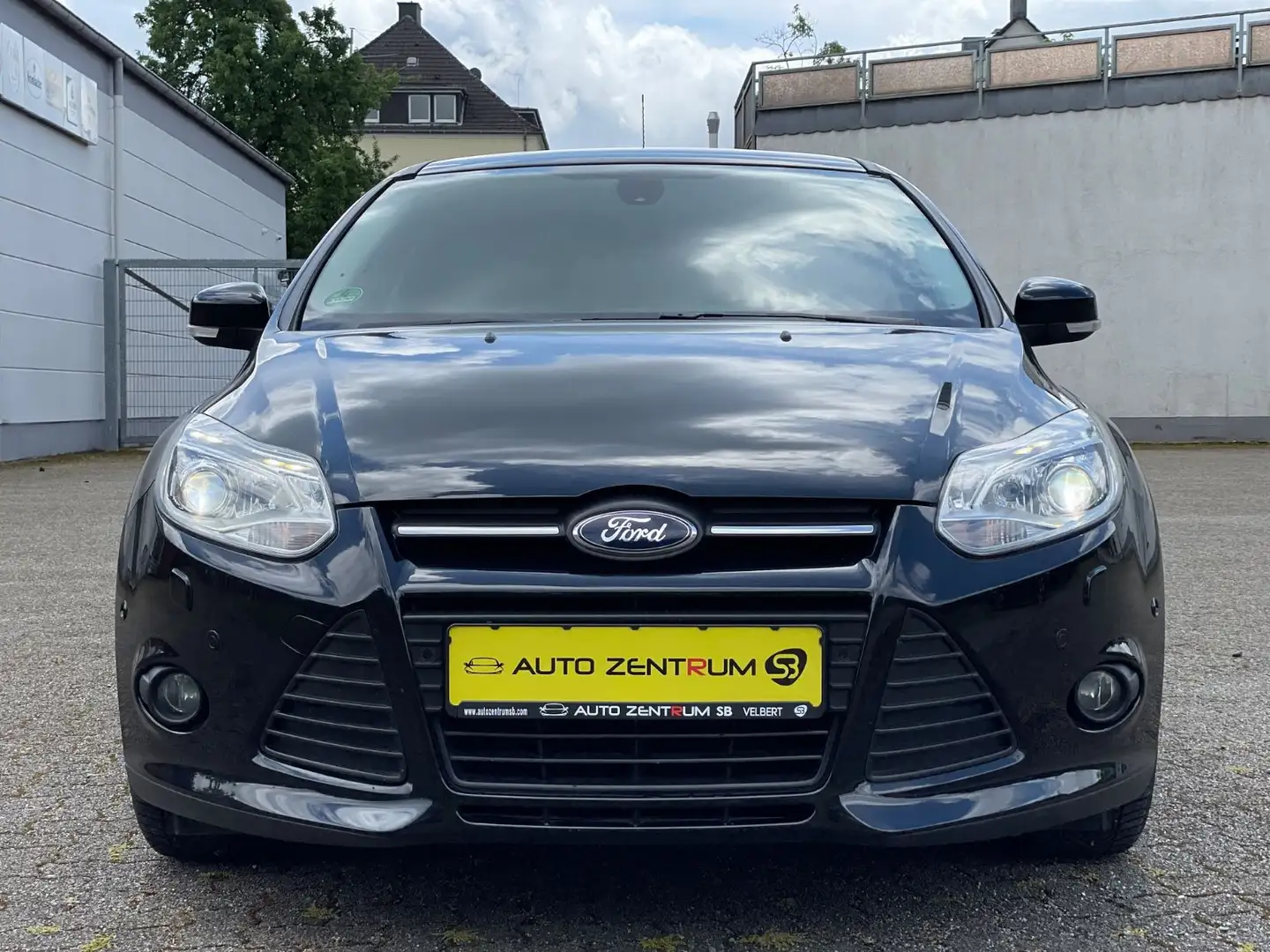 Ford Focus 1.6 EccoBoost 150 ps*Sync Edition*Neu TÜV Schwarz - 1