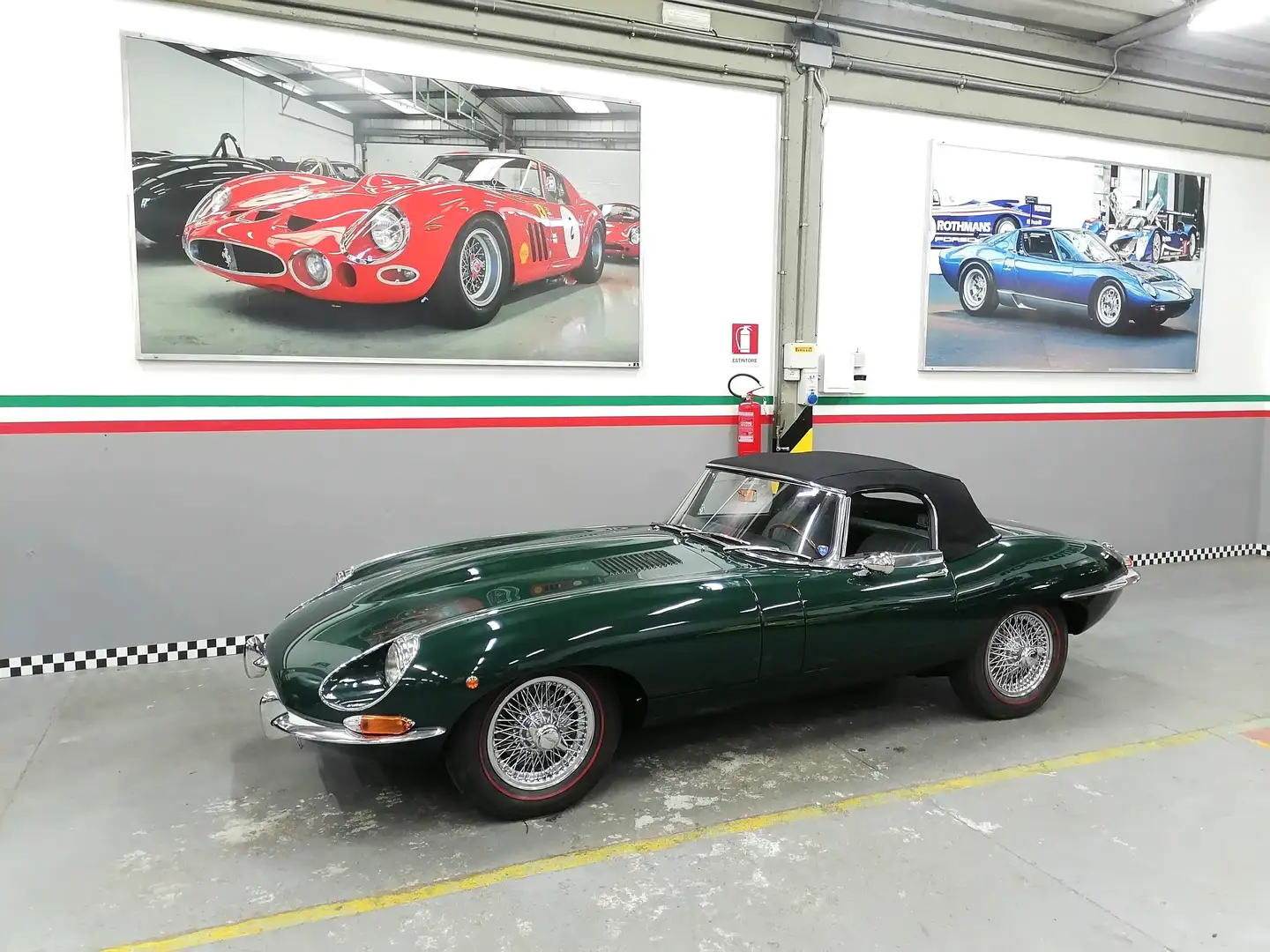 Jaguar E-Type 4.2  serie 1.25 cabrio Verde - 1