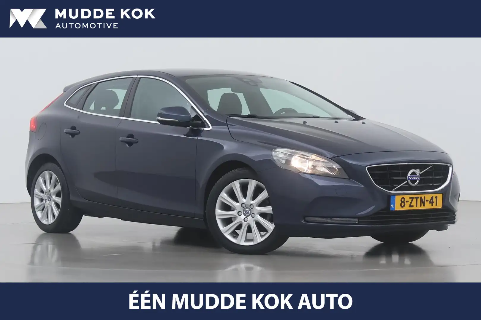 Volvo V40 T3 Momentum | Trekhaak | Cruise Control | PDC Acht Bleu - 1