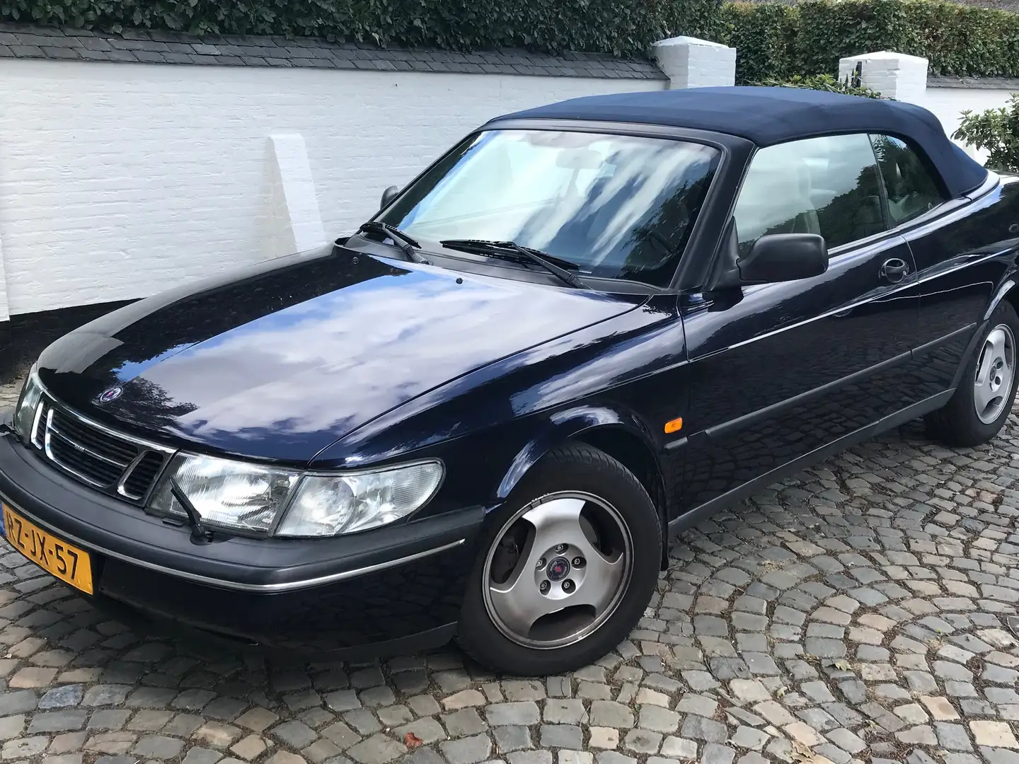 Saab 900 900 2.0 SE automaat Blauw - 2