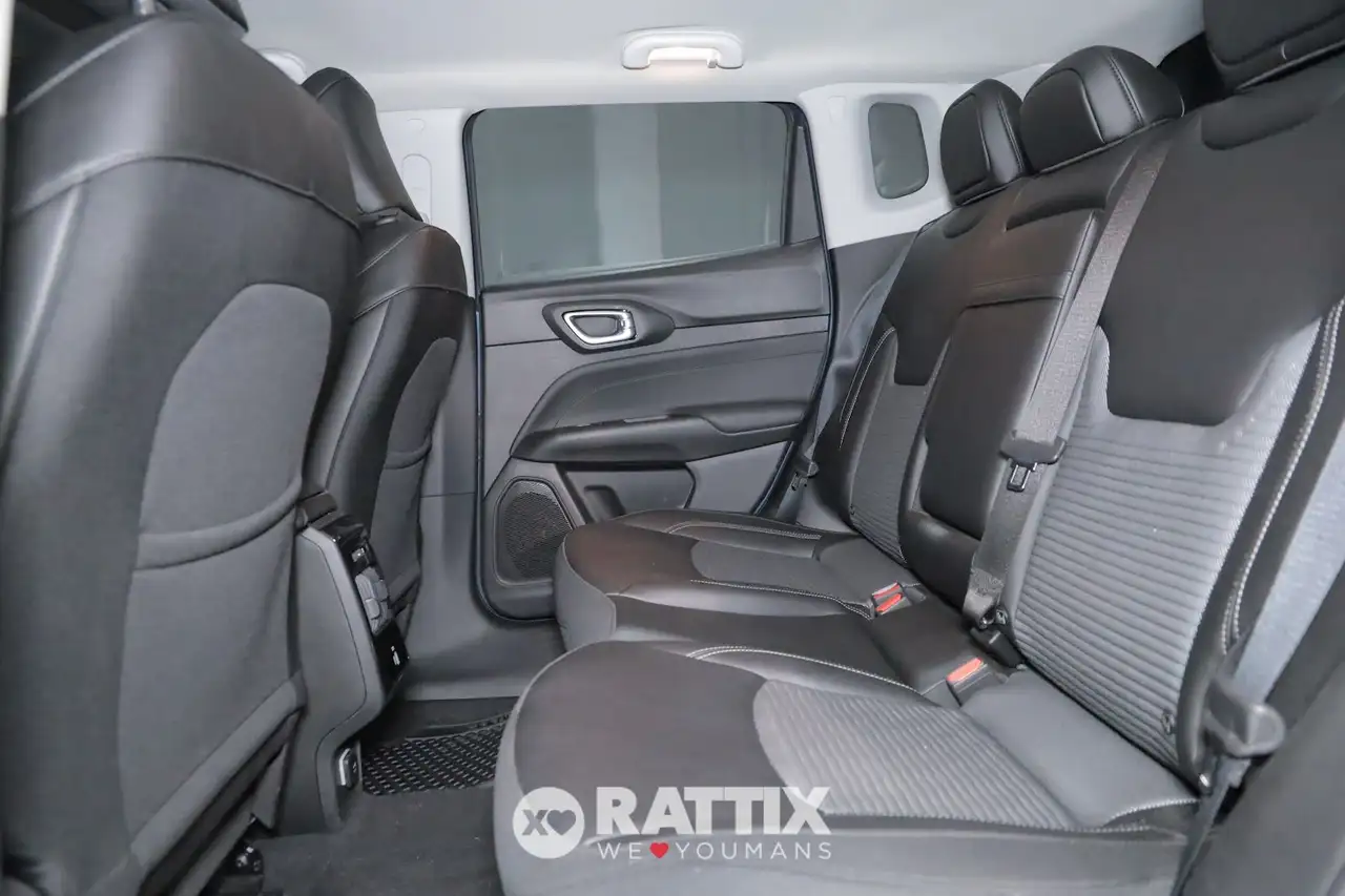 Jeep Compass 1.5 Turbo T4 Mhev 130CV Altitude DCT 27
