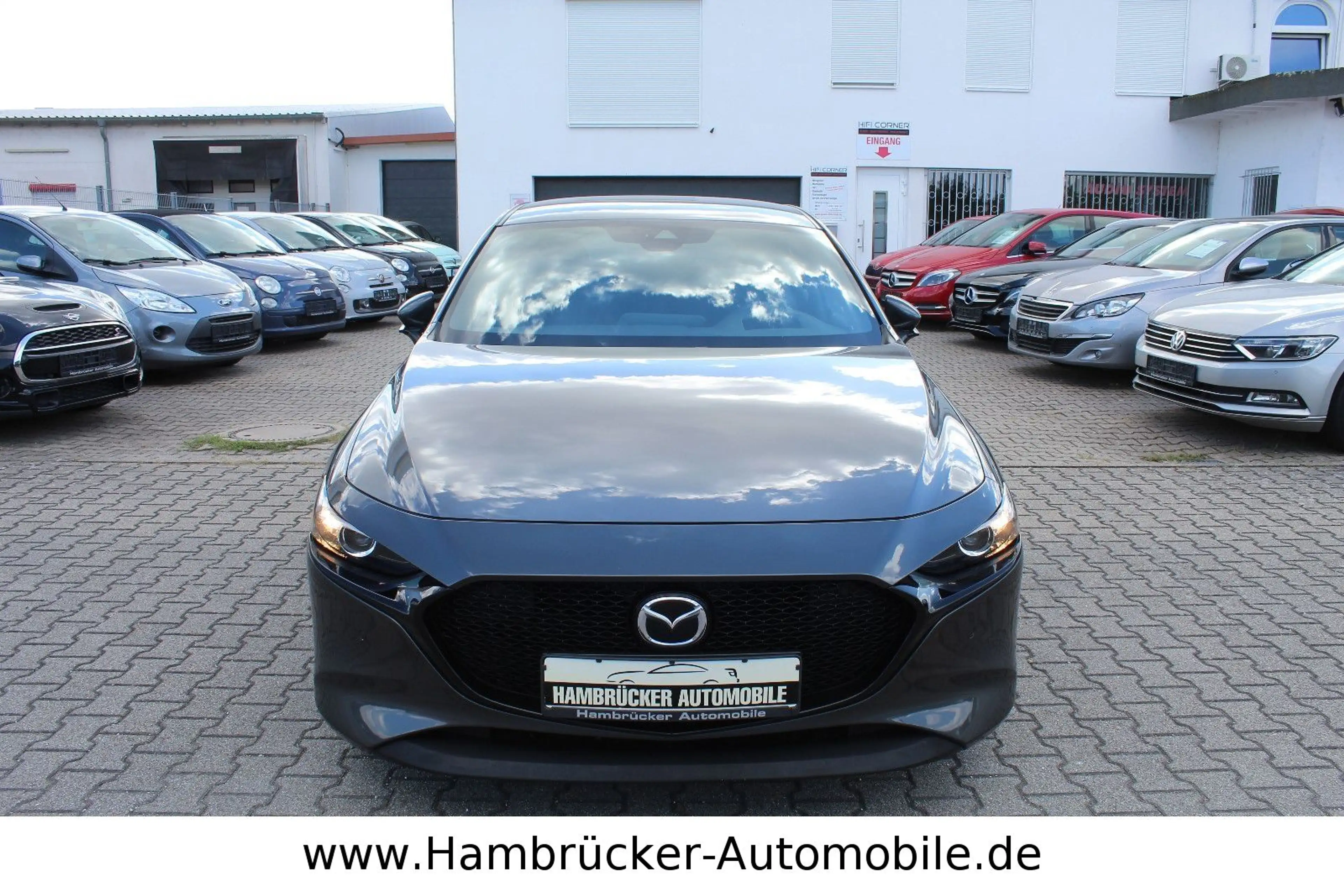 Mazda 3 Skyactice-G M-Hybrid Selection~2.HAND~NAVI~HUD — photo 3