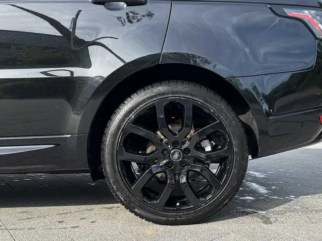 Land Rover Range Rover Sport view 9