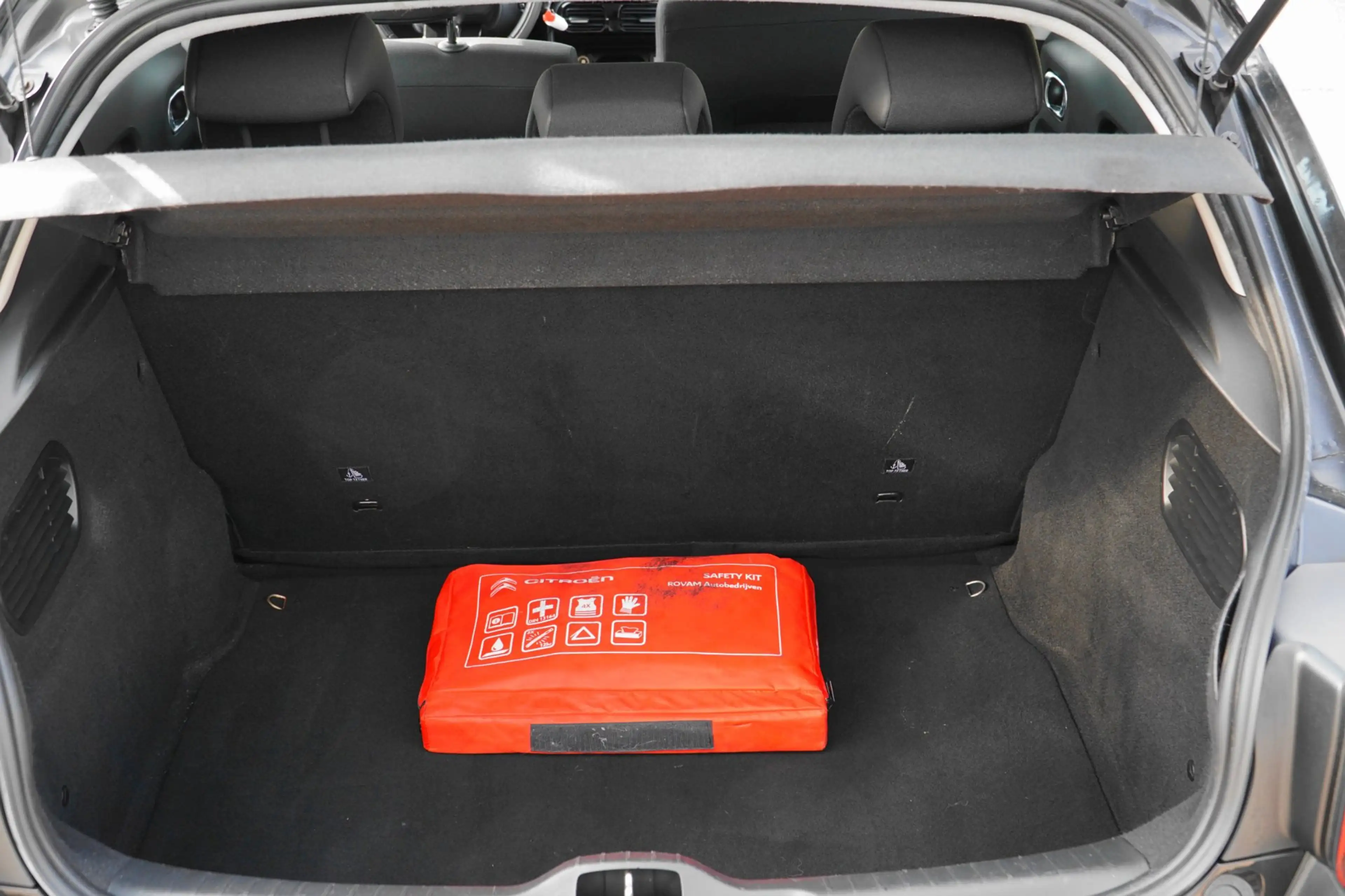 Citroen C4 Cactus 1.2 PureTech Feel — photo 14