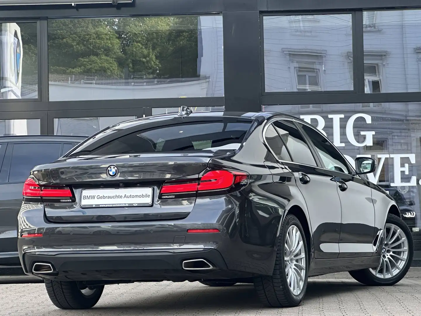 BMW 520 d LED Navi PA RFK DA ACC Standh. PDC Shz Grijs - 2