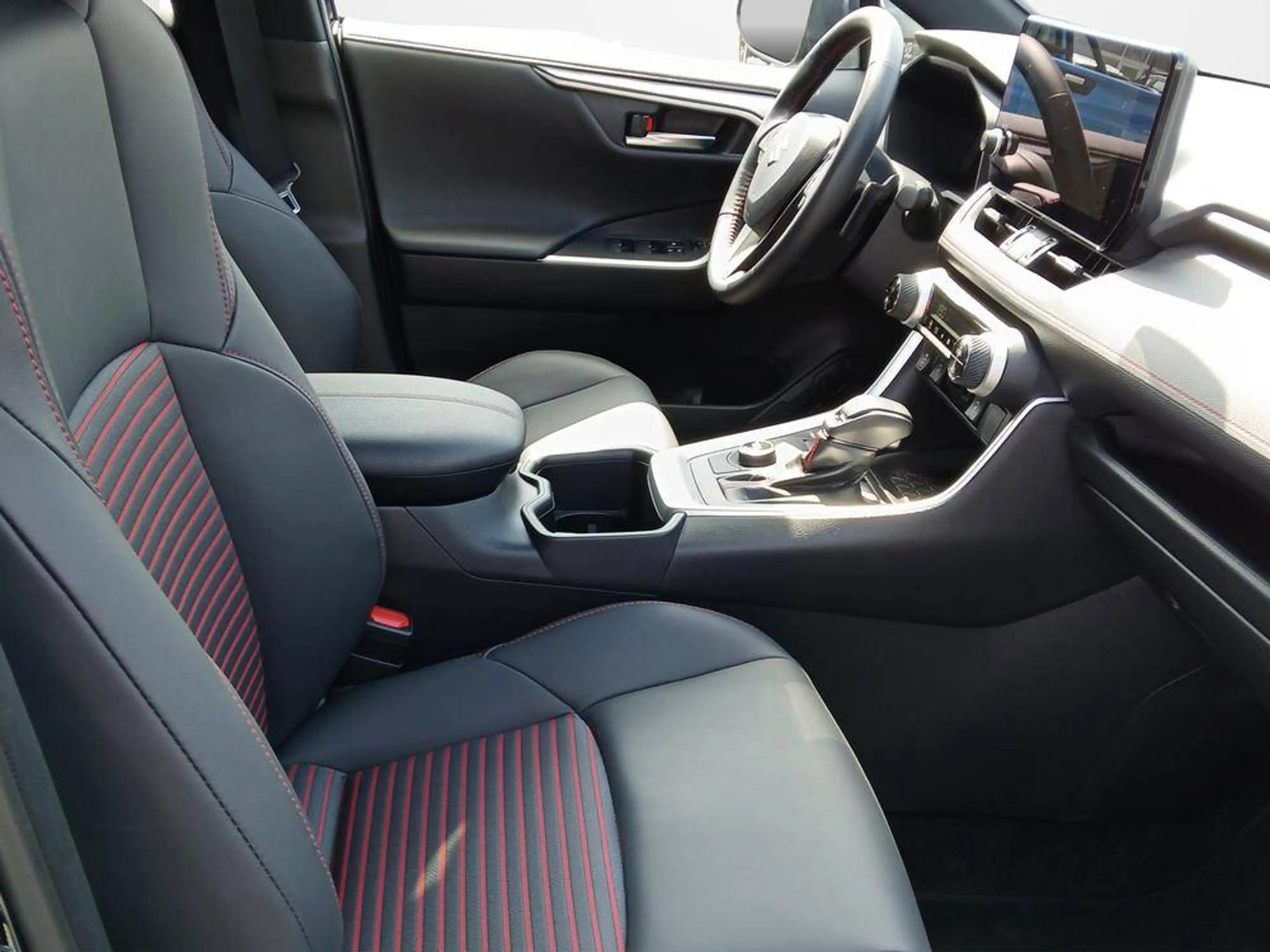 Suzuki Across Across PLUG-IN HYBRID — photo 15
