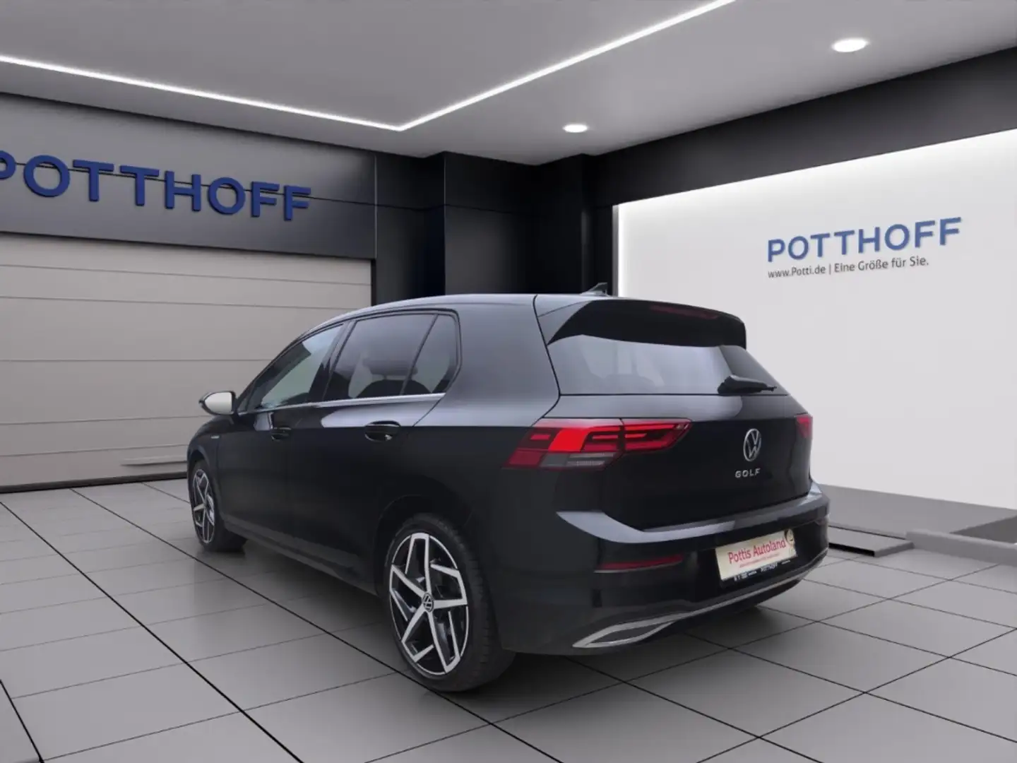 Volkswagen Golf 1.5 TSI STYLE NAVI KLIMA PDC LED Schwarz - 2