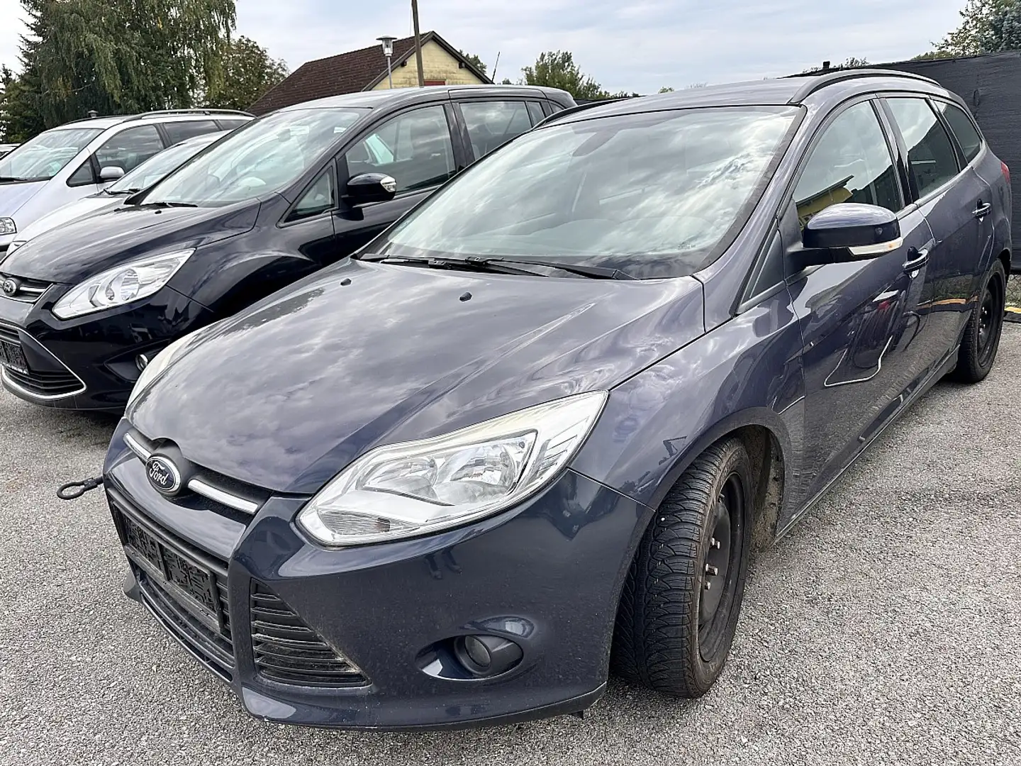 Ford Focus Grau - 2