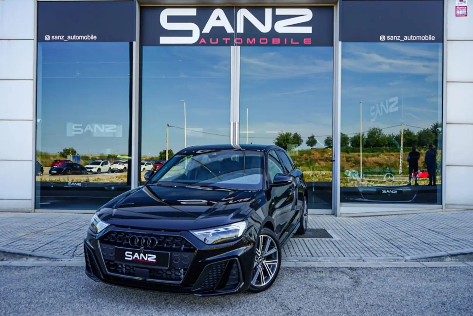 Audi A1 Sportback 35 TFSI Adrenalin Black Edition S tronic Negro - 2