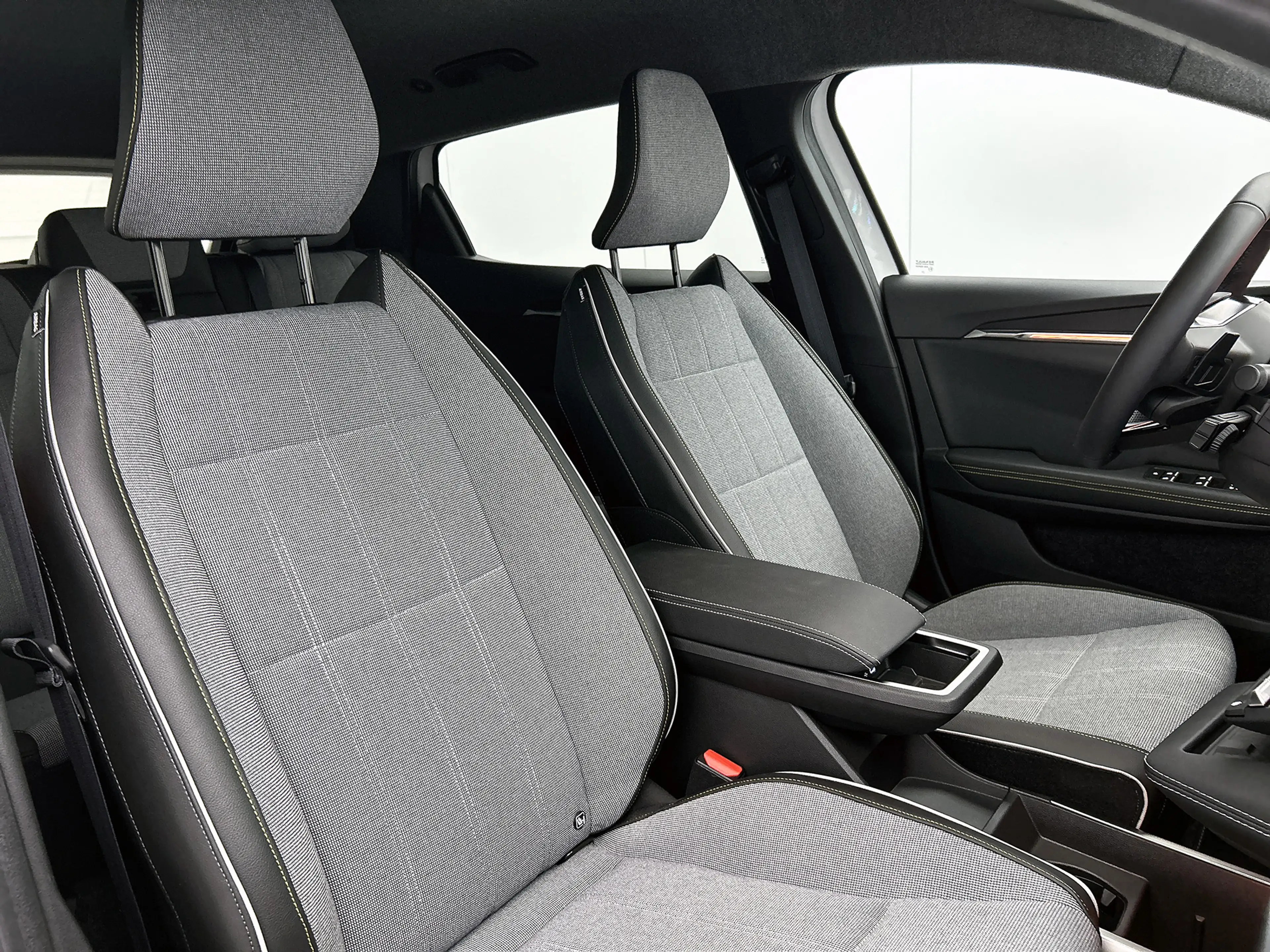 Renault Scenic E-Tech EV60 comfort range techno Pack advanced dri — photo 29