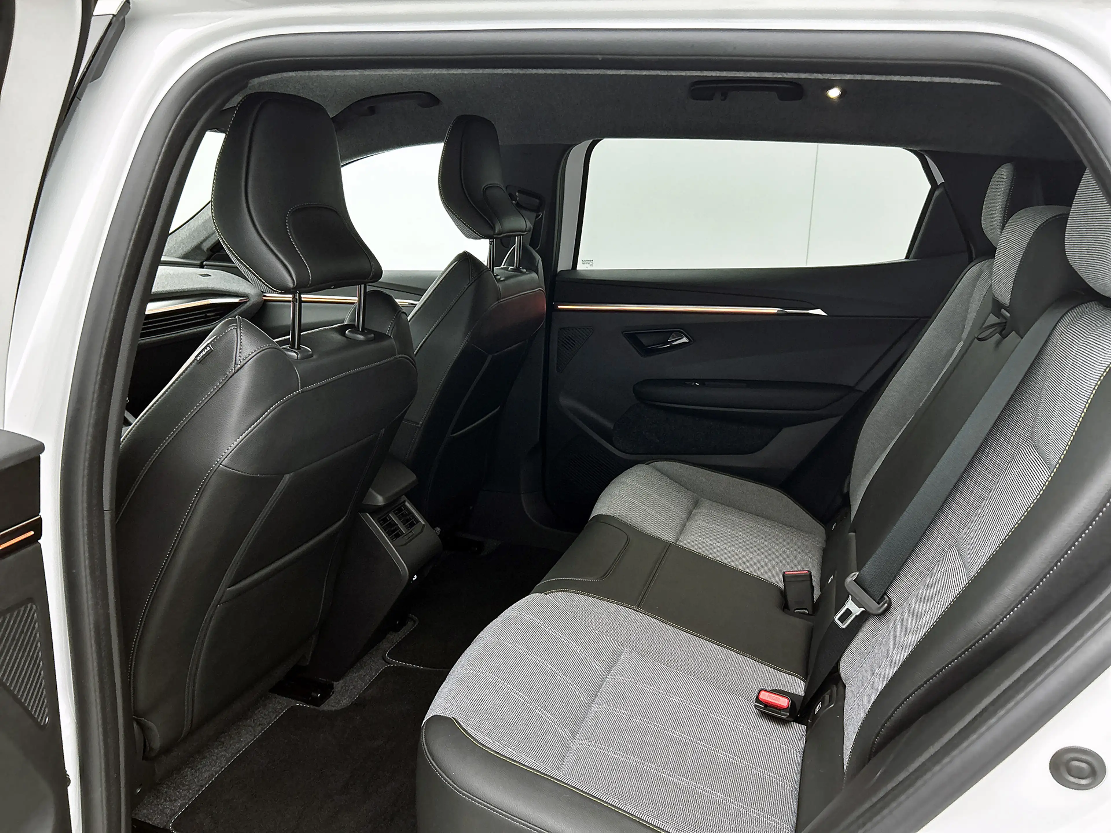 Renault Scenic E-Tech EV60 comfort range techno Pack advanced dri — photo 25