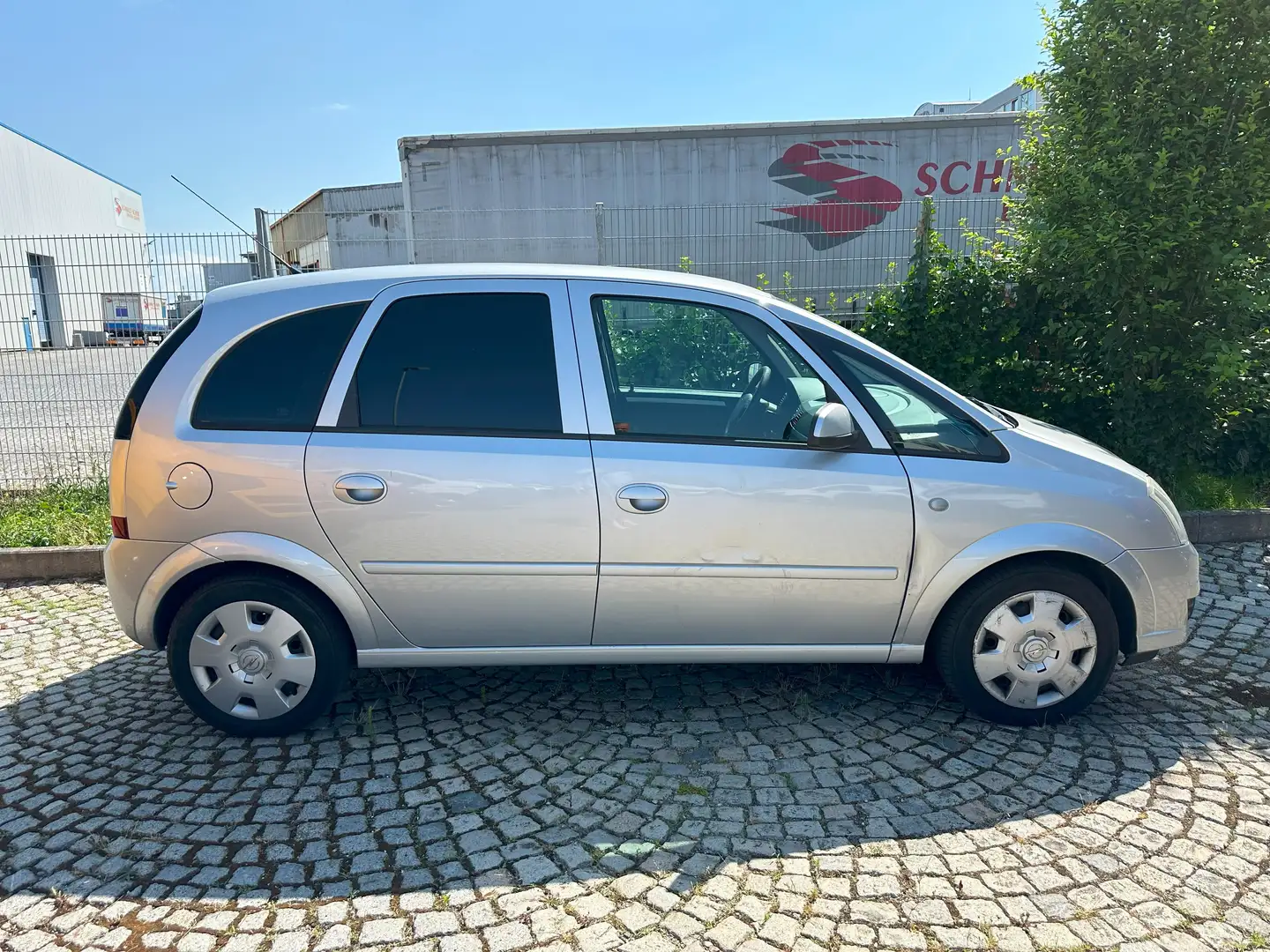 Opel Meriva 1.6 16V Edition mit KLIMA Argent - 2
