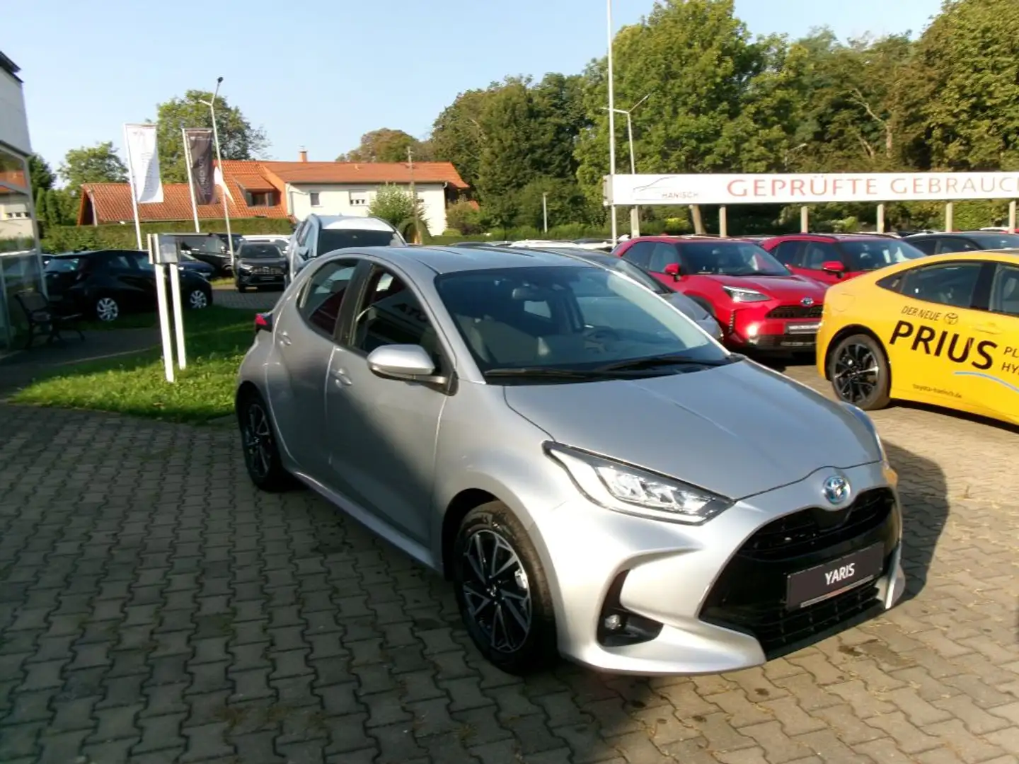 Toyota Yaris Hybrid 1.5 VVT-i Team Deutschland Argent - 2