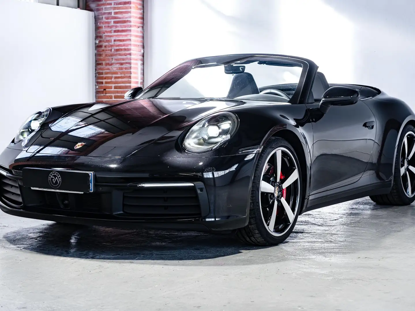Porsche 992 911 Carrera S Cabriolet 3.0i 450 PDK Schwarz - 1