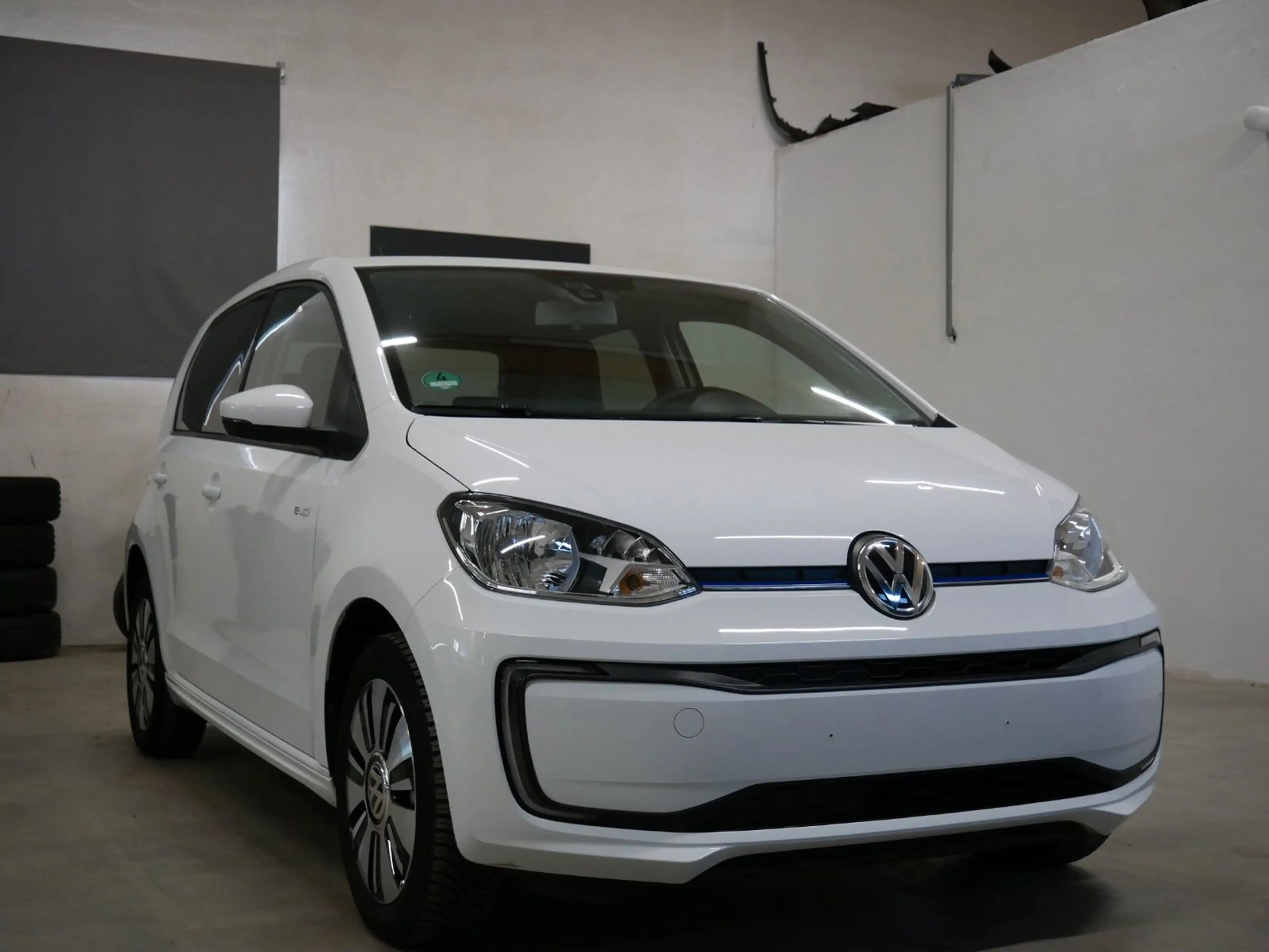 Volkswagen e-up! KAMERA SITZHEIZUNG BLUETOOTH — photo 5