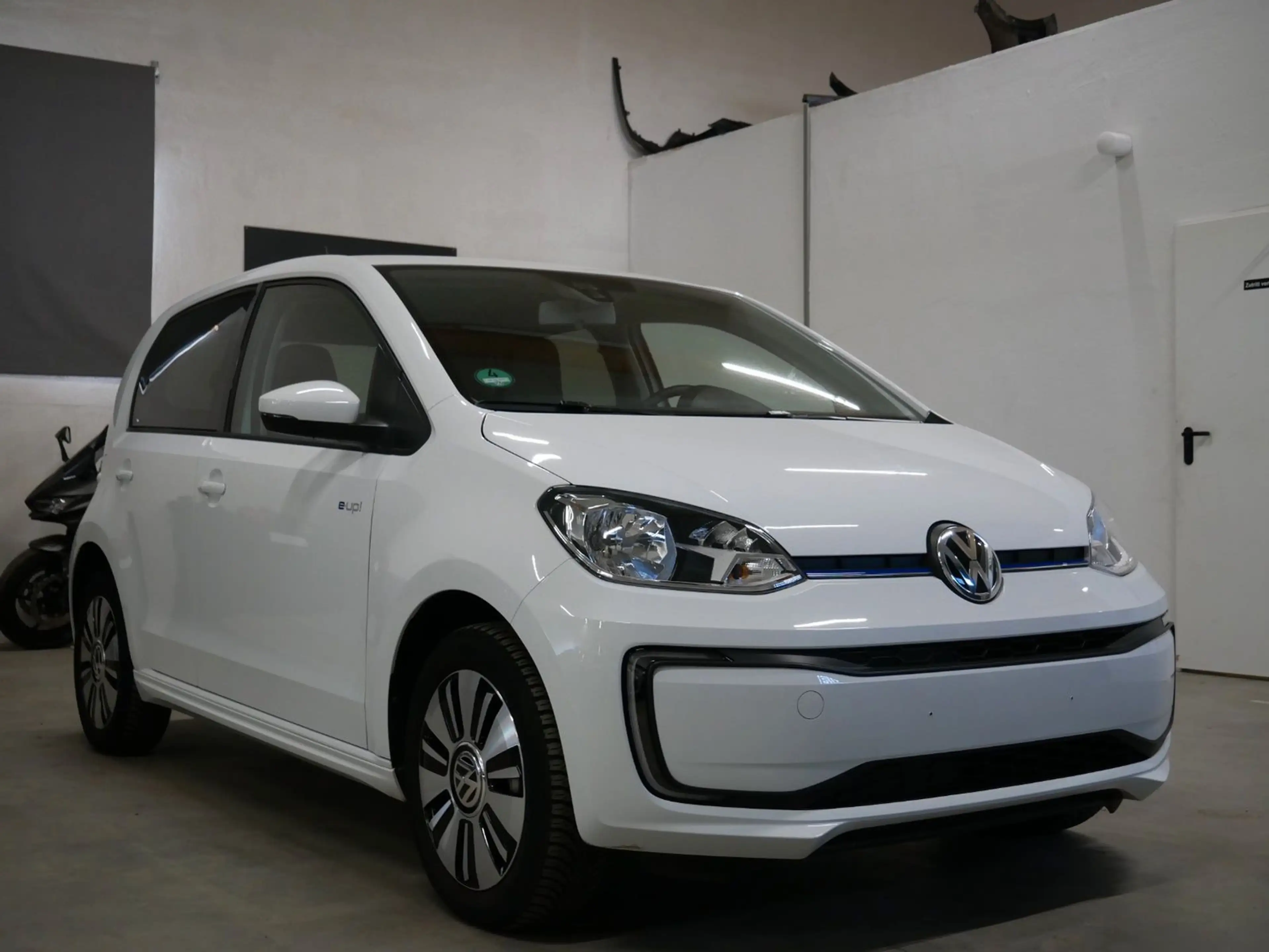Volkswagen e-up! KAMERA SITZHEIZUNG BLUETOOTH — photo 6