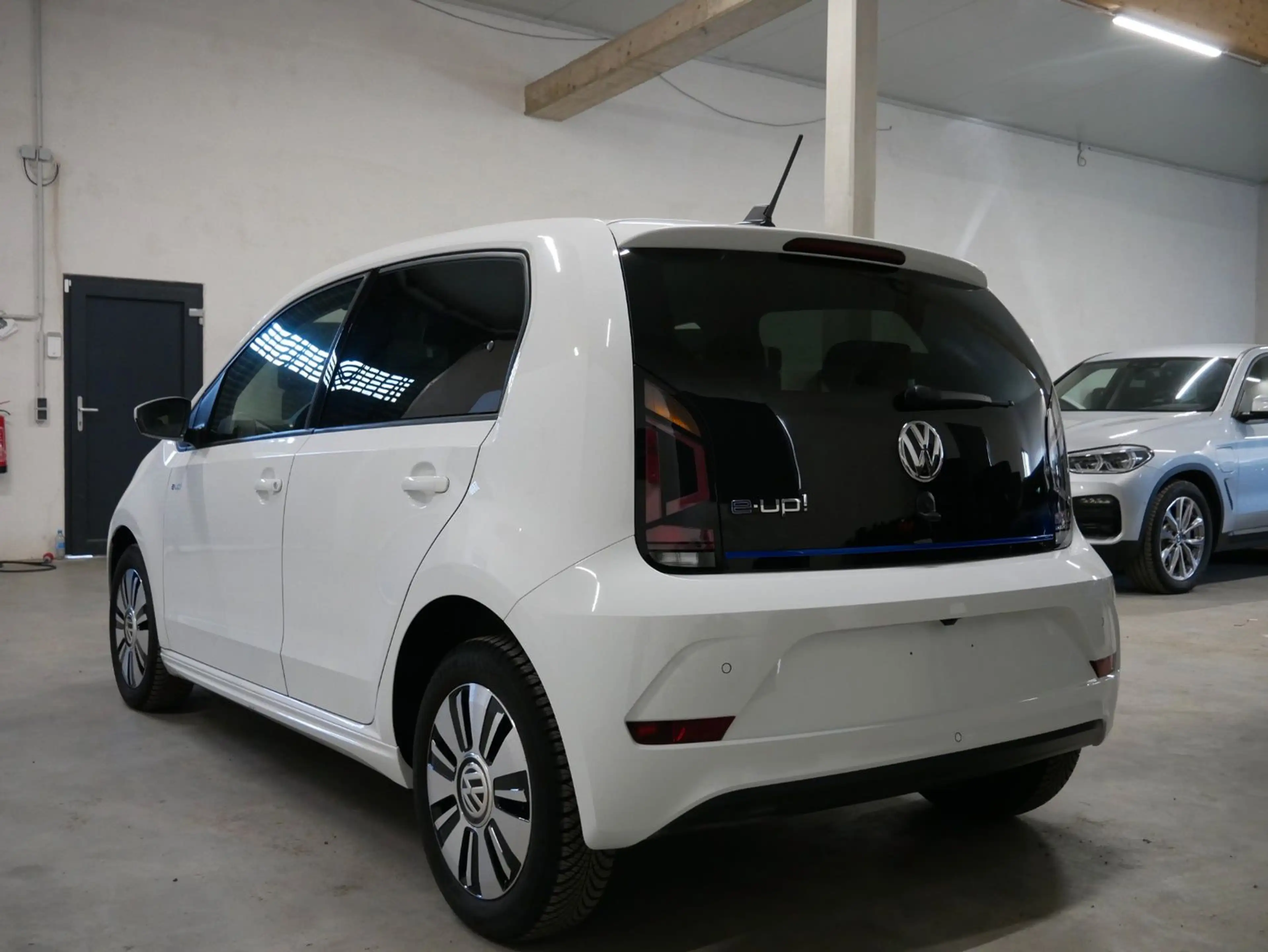 Volkswagen e-up! KAMERA SITZHEIZUNG BLUETOOTH — photo 8
