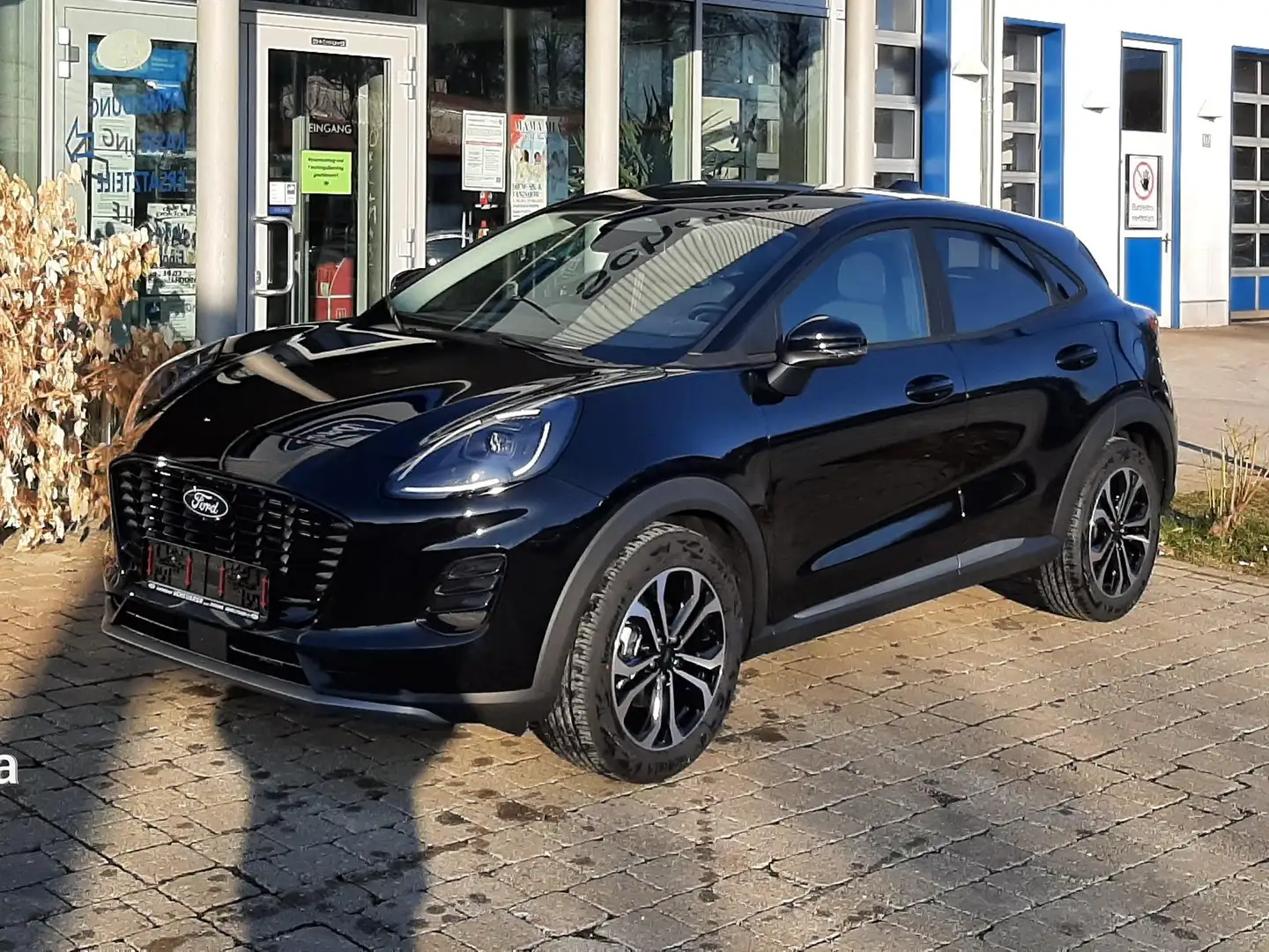 Ford Puma Titanium Schwarz - 1