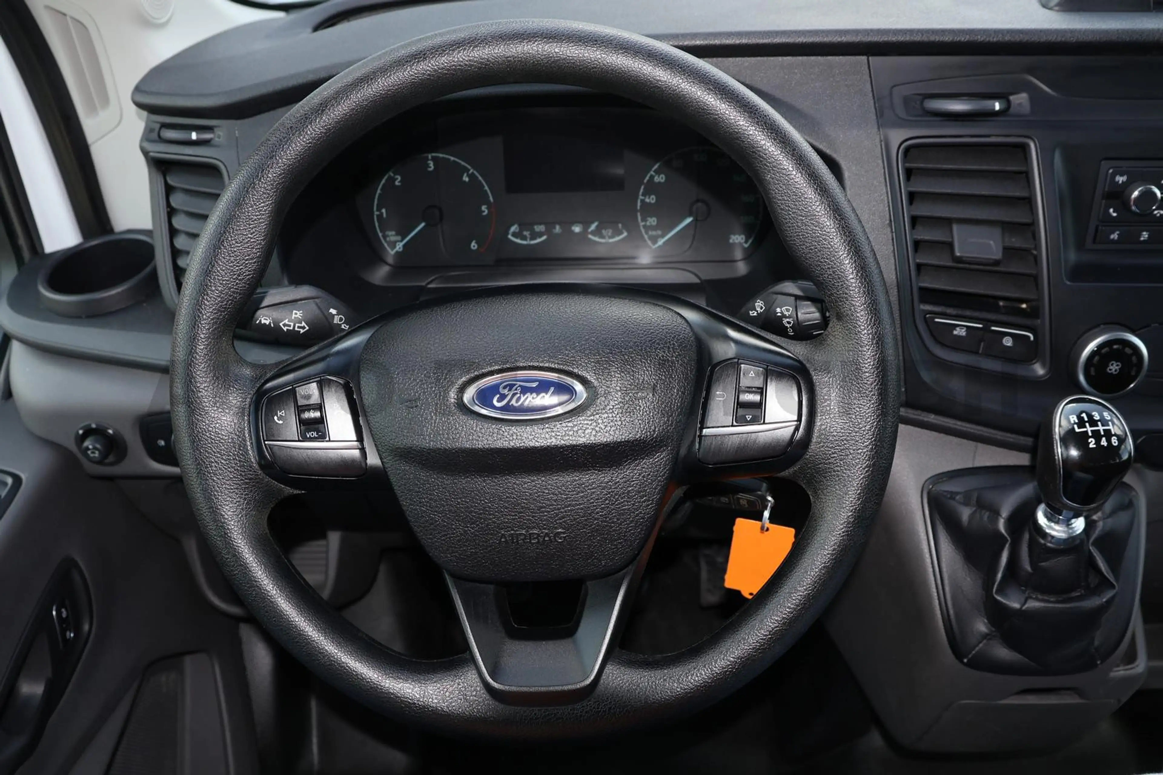 Ford Transit 350-EB Doka L2 + Klima AHK 2,24T 7-Sitze — photo 13