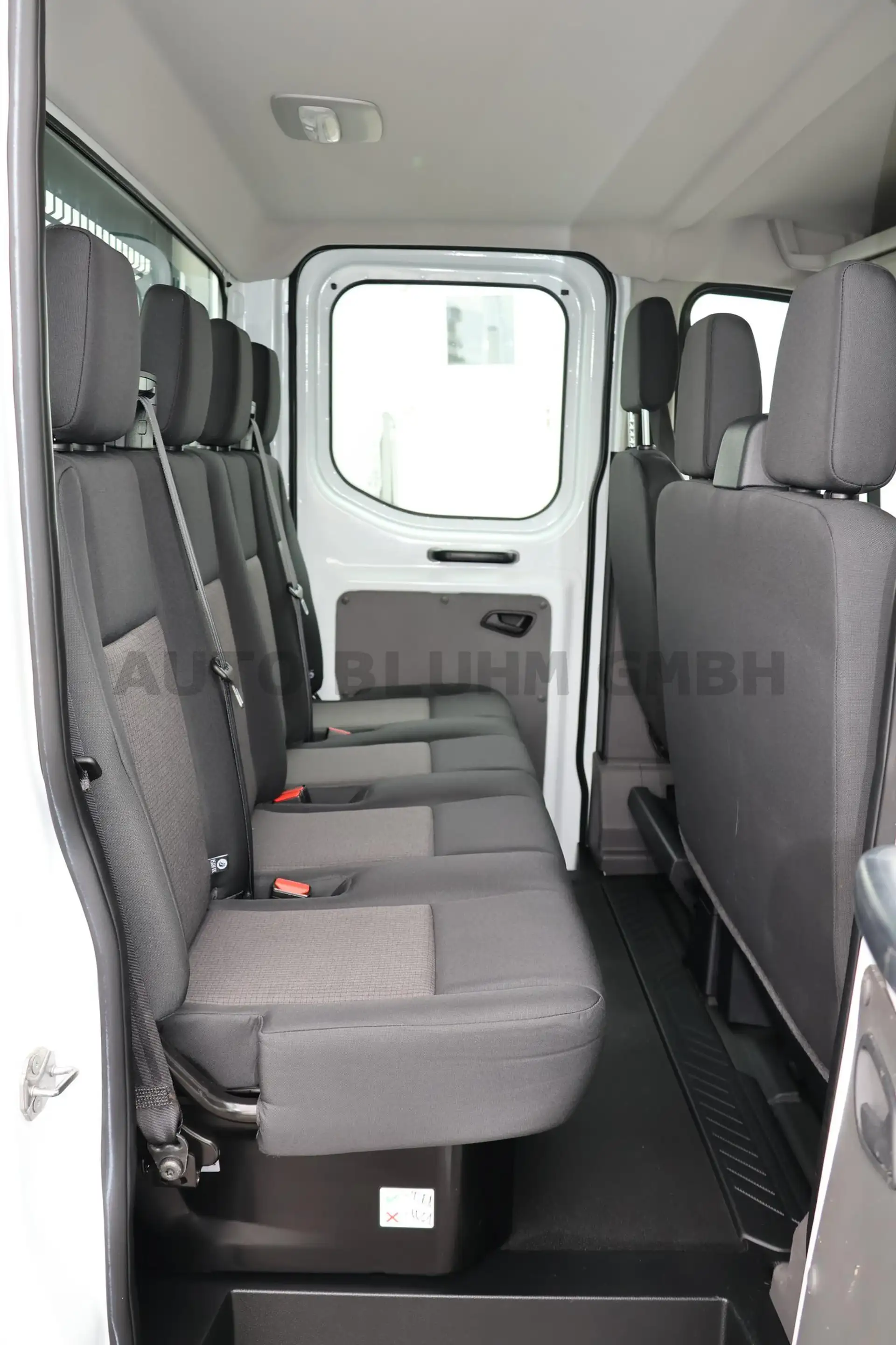 Ford Transit 350-EB Doka L2 + Klima AHK 2,24T 7-Sitze — photo 9