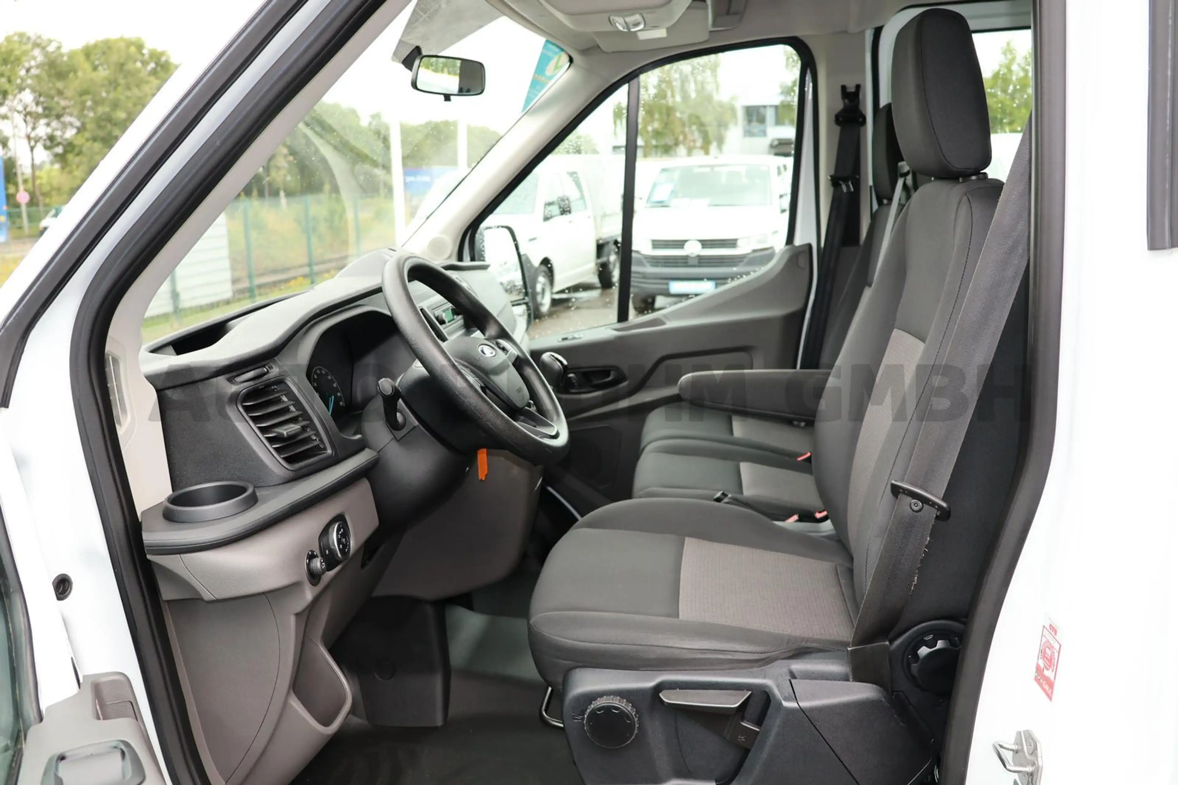 Ford Transit 350-EB Doka L2 + Klima AHK 2,24T 7-Sitze — photo 10