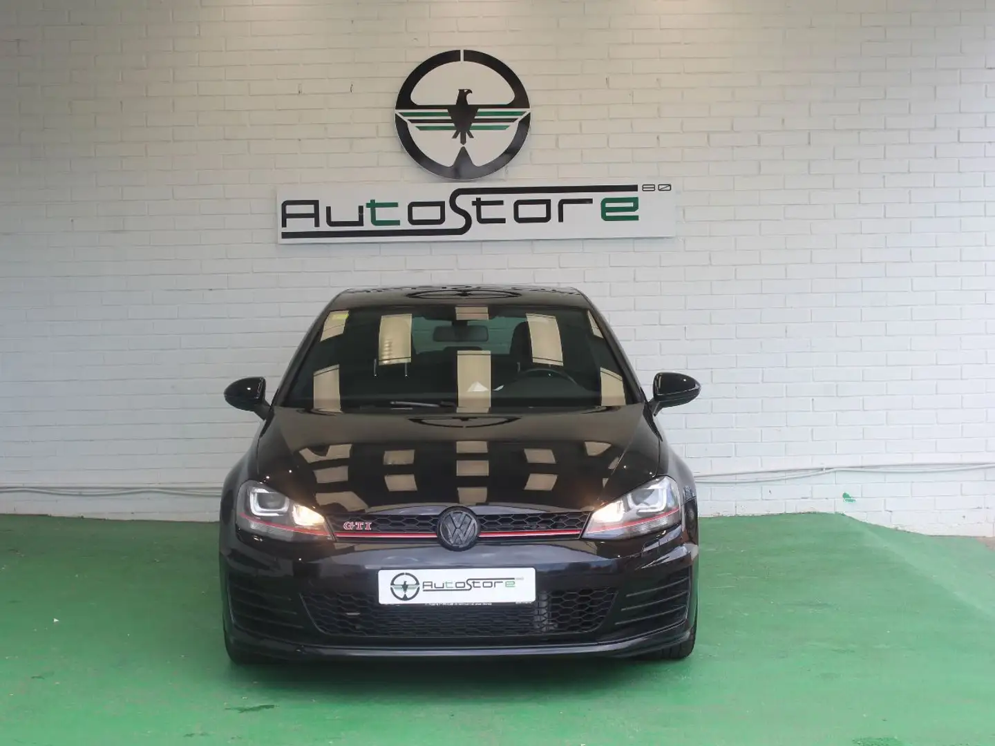 Volkswagen Golf GTI 2.0 TSI DSG 220 Negro - 2