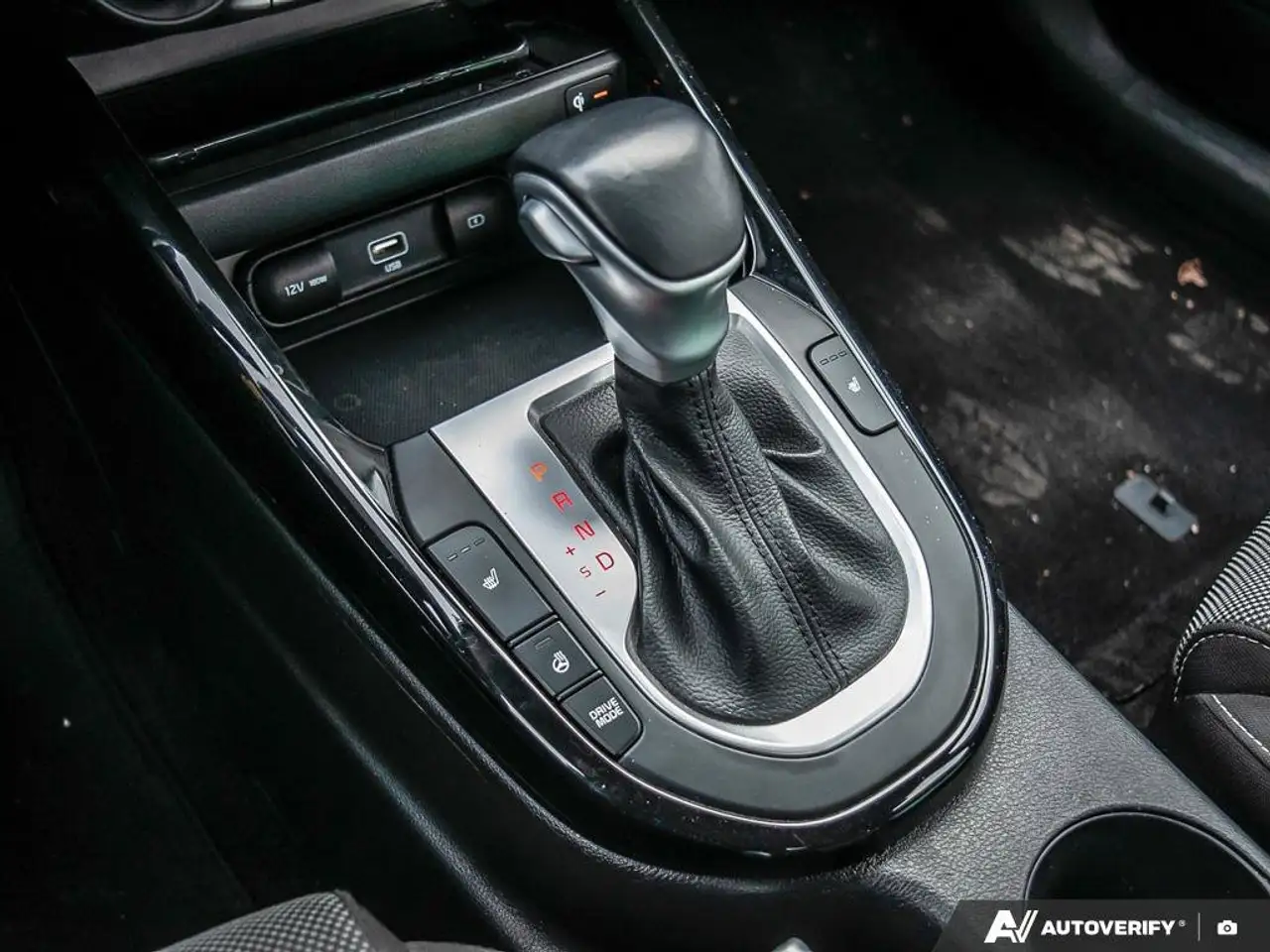 Kia Forte снимка Kia Forte