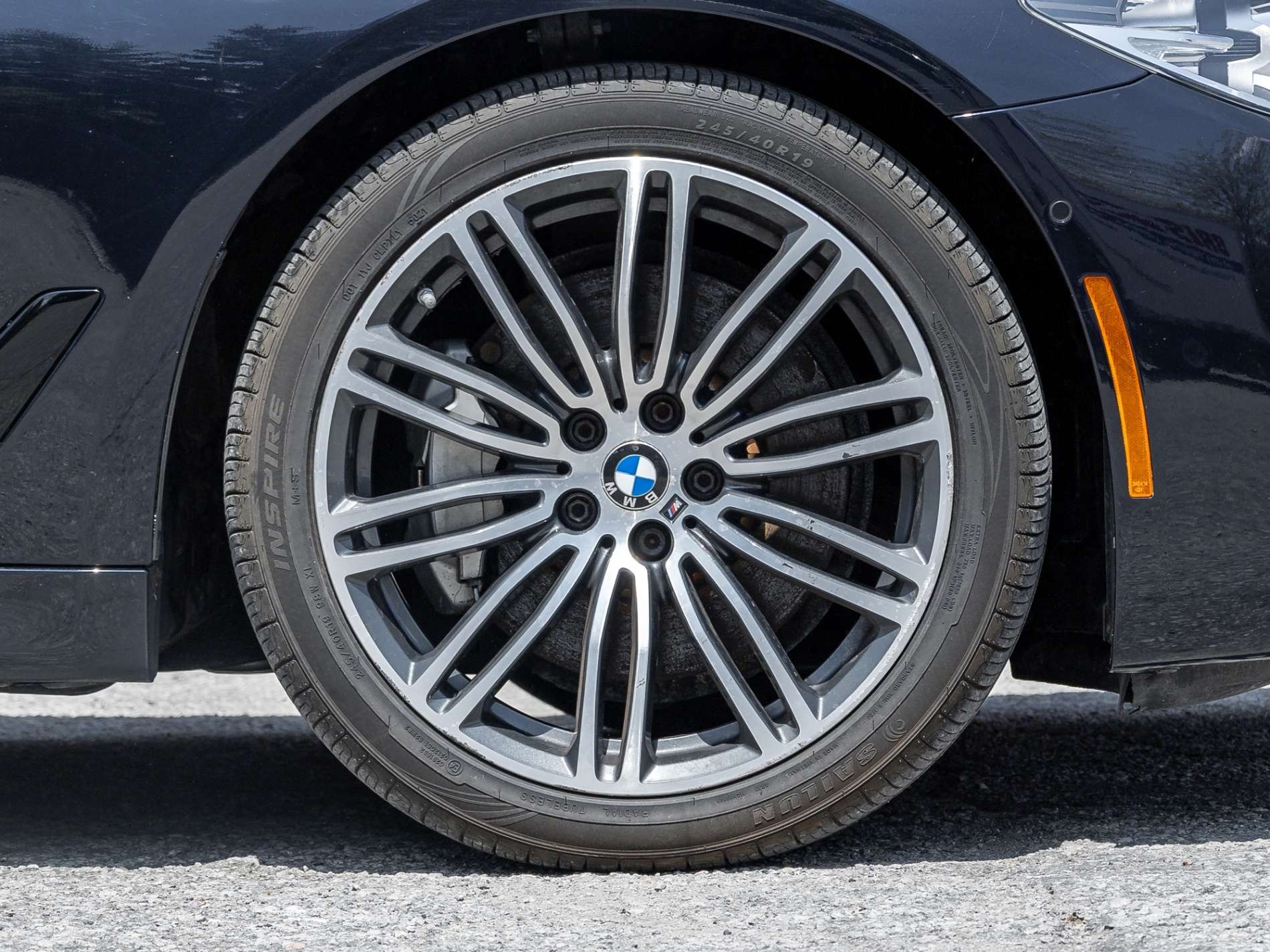 2017 BMW 5 Series 530i xDrive -M Sport-HUD-Dealer Serviced-Comfort A — снимка 1