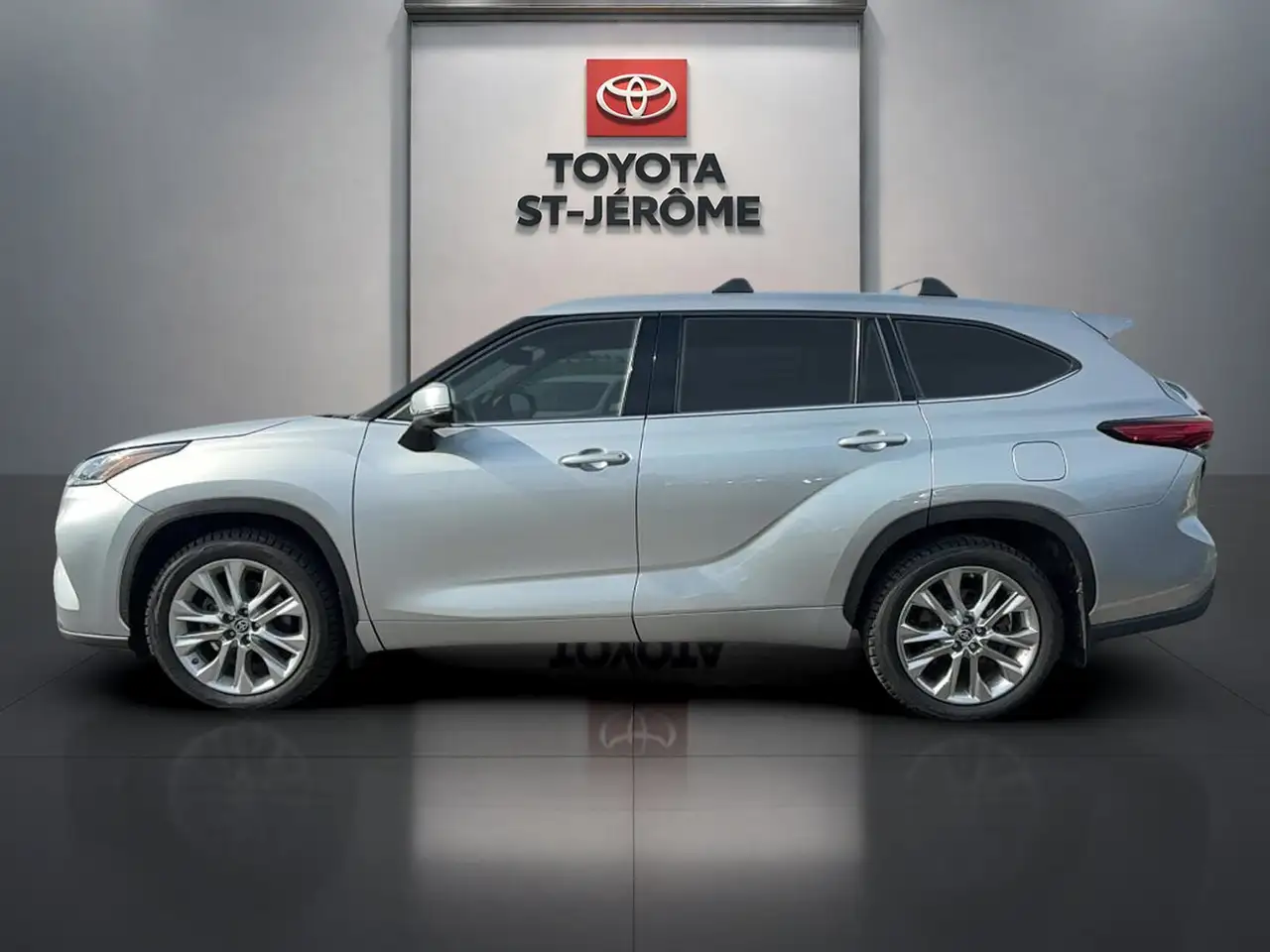 Toyota Highlander photo Toyota Highlander
