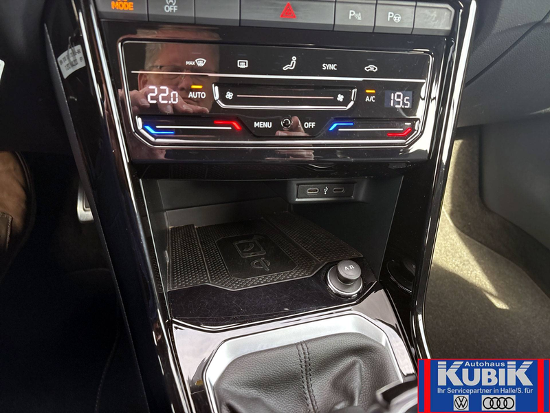 Volkswagen T-Roc T-Roc Cabriolet 1.5 TSI R-Line DSG+Navi Discover+ — photo 12