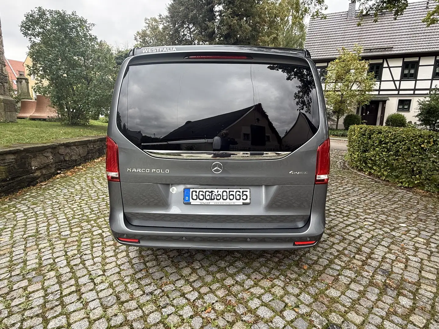 Mercedes-Benz Marco Polo 250d 4MATIC EDITION AMG MBUX LED Unfallfrei 1.Hand Grau - 2