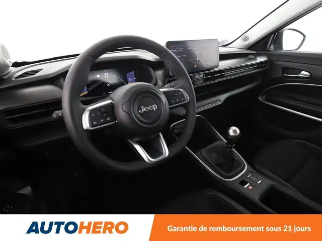 Jeep Avenger view 11